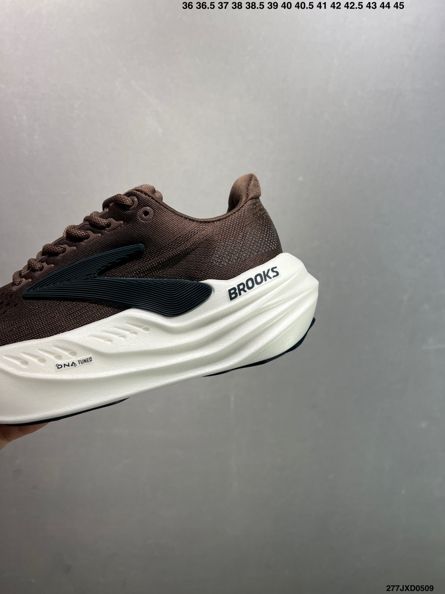 Brooks Glycerin Max Low-Top Running Shoes - Comfort, Style, and Durability 7 i1746723174585 3697 0 5