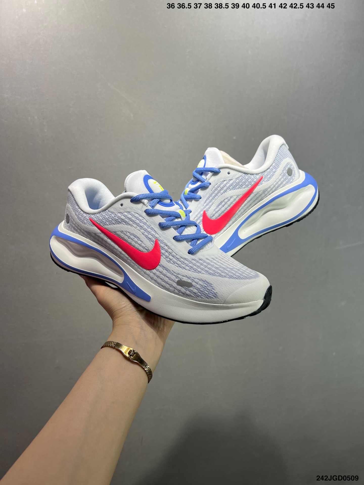 Nike Journey Run Running Shoes - Breathable, Cushioned Support for Your Run 9 i1746723259530 9184 0 7