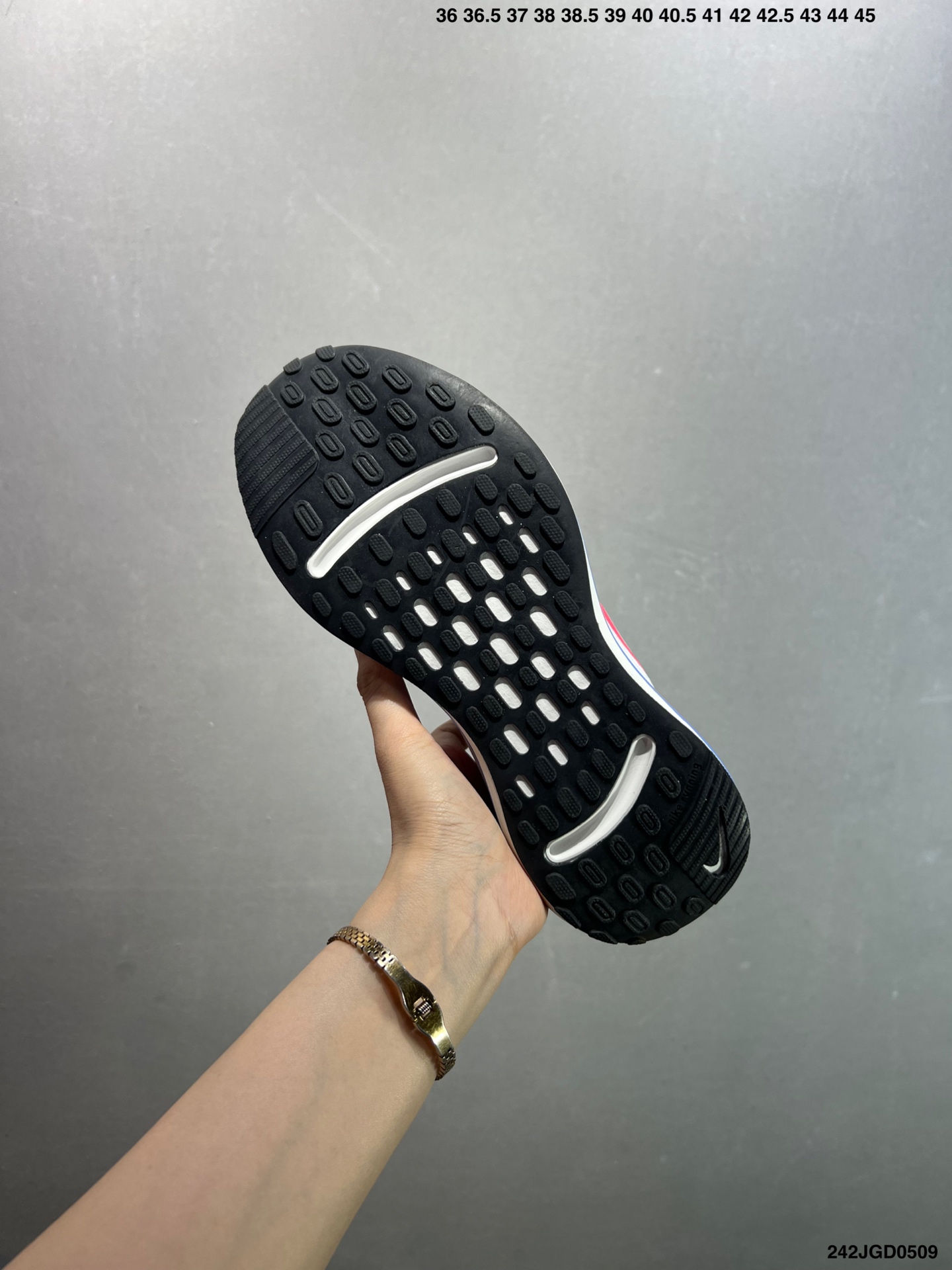 Nike Journey Run Running Shoes - Breathable, Cushioned Support for Your Run 8 i1746723259539 2779 0 6