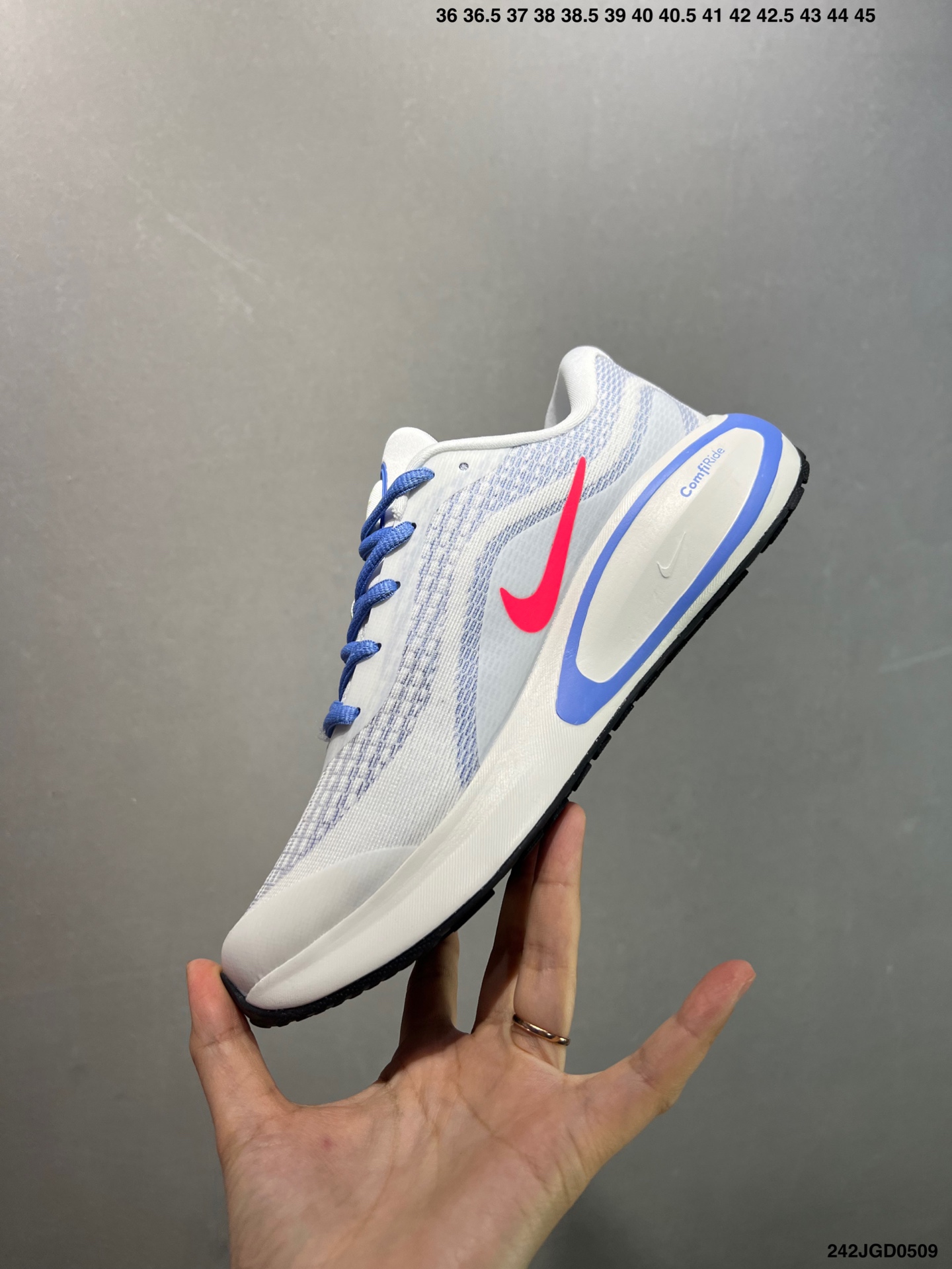 Nike Journey Run Running Shoes - Breathable, Cushioned Support for Your Run 4 i1746723259550 6416 0 2