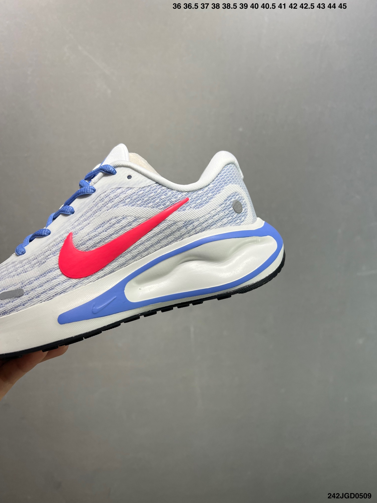 Nike Journey Run Running Shoes - Breathable, Cushioned Support for Your Run 7 i1746723269471 5557 0 5