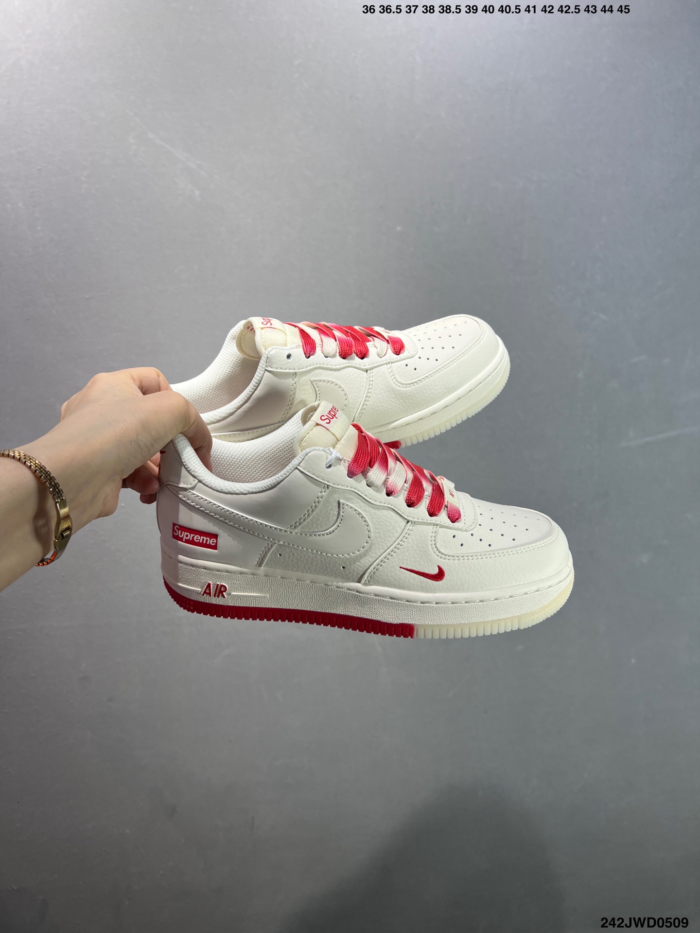 Nike Air Force 1 '07 Low Supreme Collab Sneakers - Stylish & Comfortable 10 i1746723446762 1936 0 8