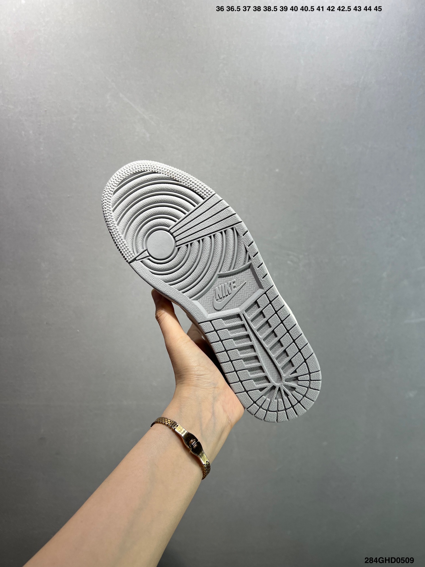 Air Jordan 1 Low Louis Vuitton Collab Custom Basketball Sneakers 8 i1746723544493 3807 0 6