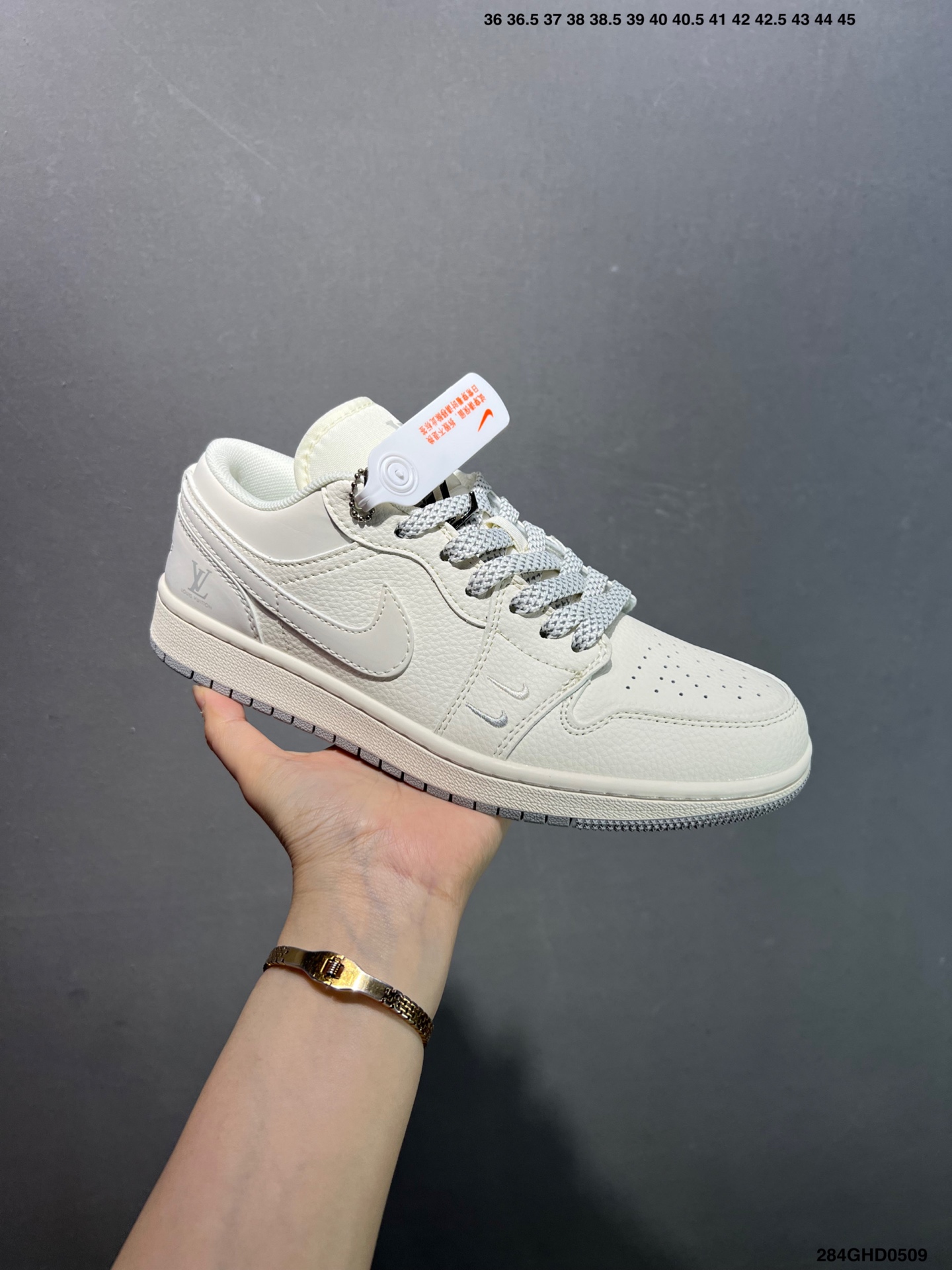 Air Jordan 1 Low Louis Vuitton Collab Custom Basketball Sneakers 3 i1746723544565 6663 0 1