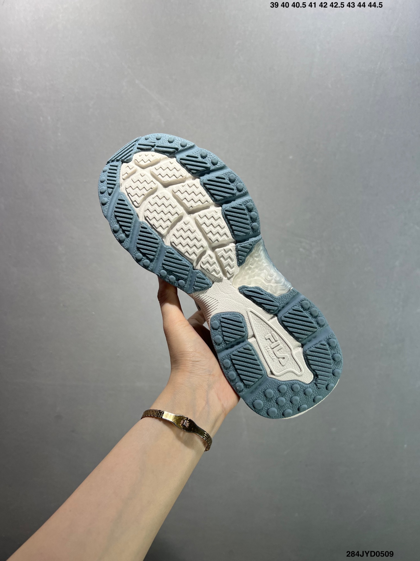 Fila PEASE Low-Top Sneakers: Comfortable, Stylish, and Versatile, Perfect for Everyday Wear 8 i1746724254449 7095 0 6