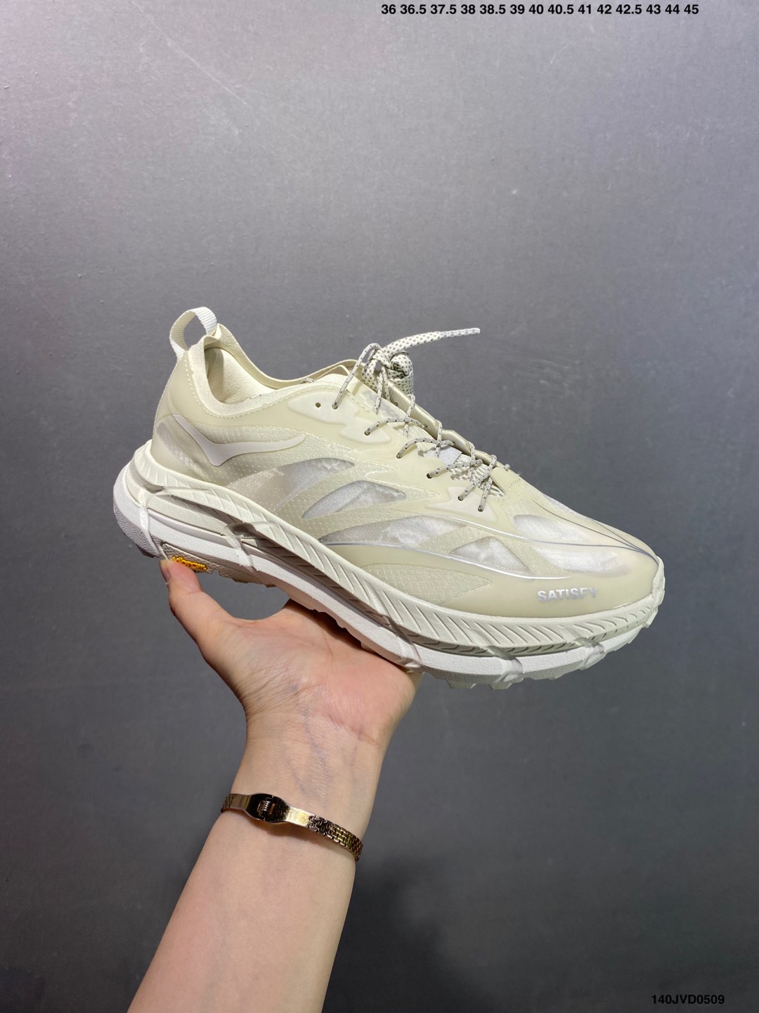 Satisfy x Hoka One One Mafate Speed 4 Lightweight Running Shoes 5 i1746725300340 3076 0 1