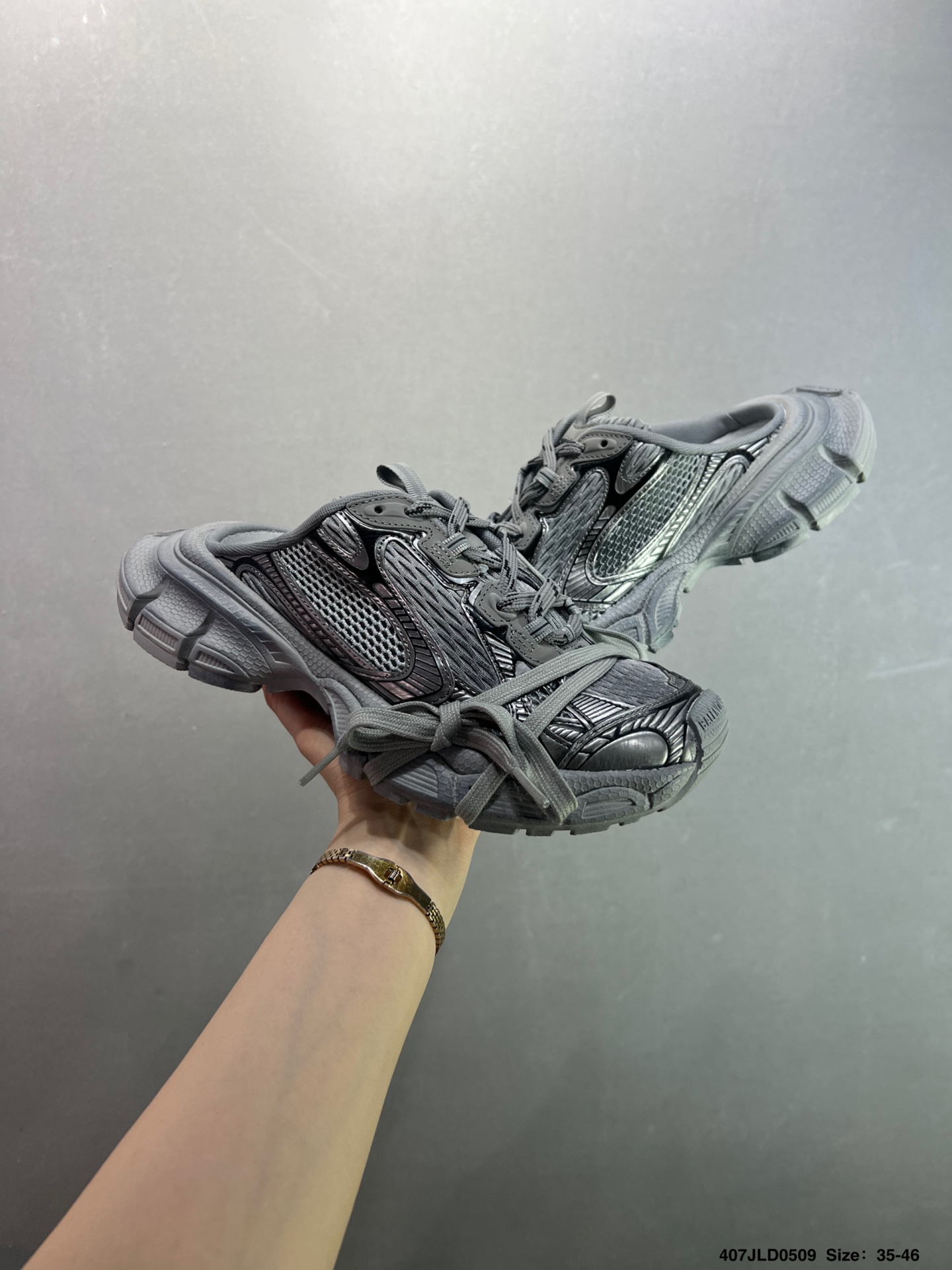 Balenciaga 3XL Mule Trainer Sneakers - Retro Style, Comfortable and Stylish 6 i1746804650483 7935 0 7