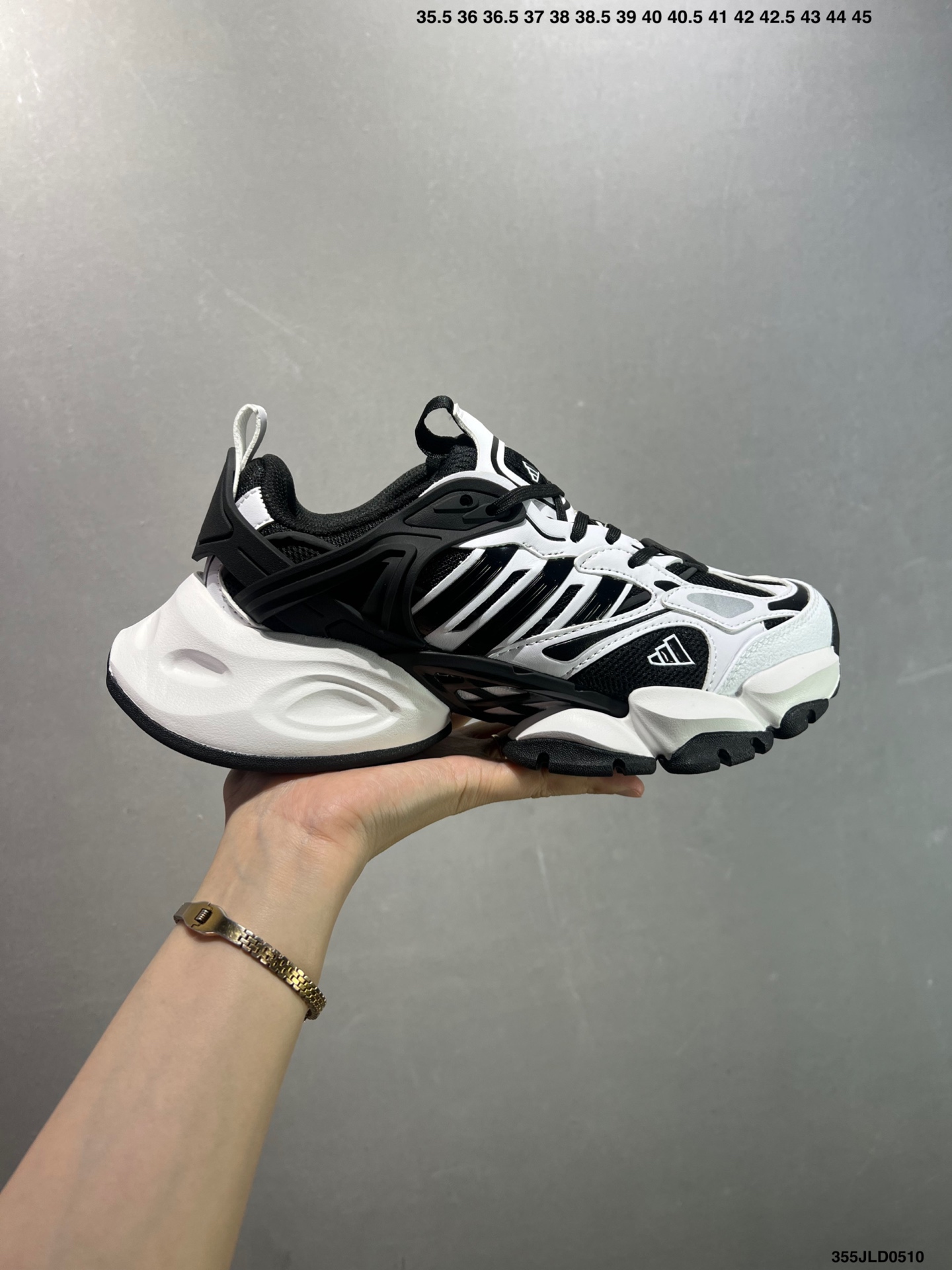 Adidas XLG Runner Deluxe Low-Top Sneakers - Retro Style, Unisex Design 2 i1746809451717 7331 0 0