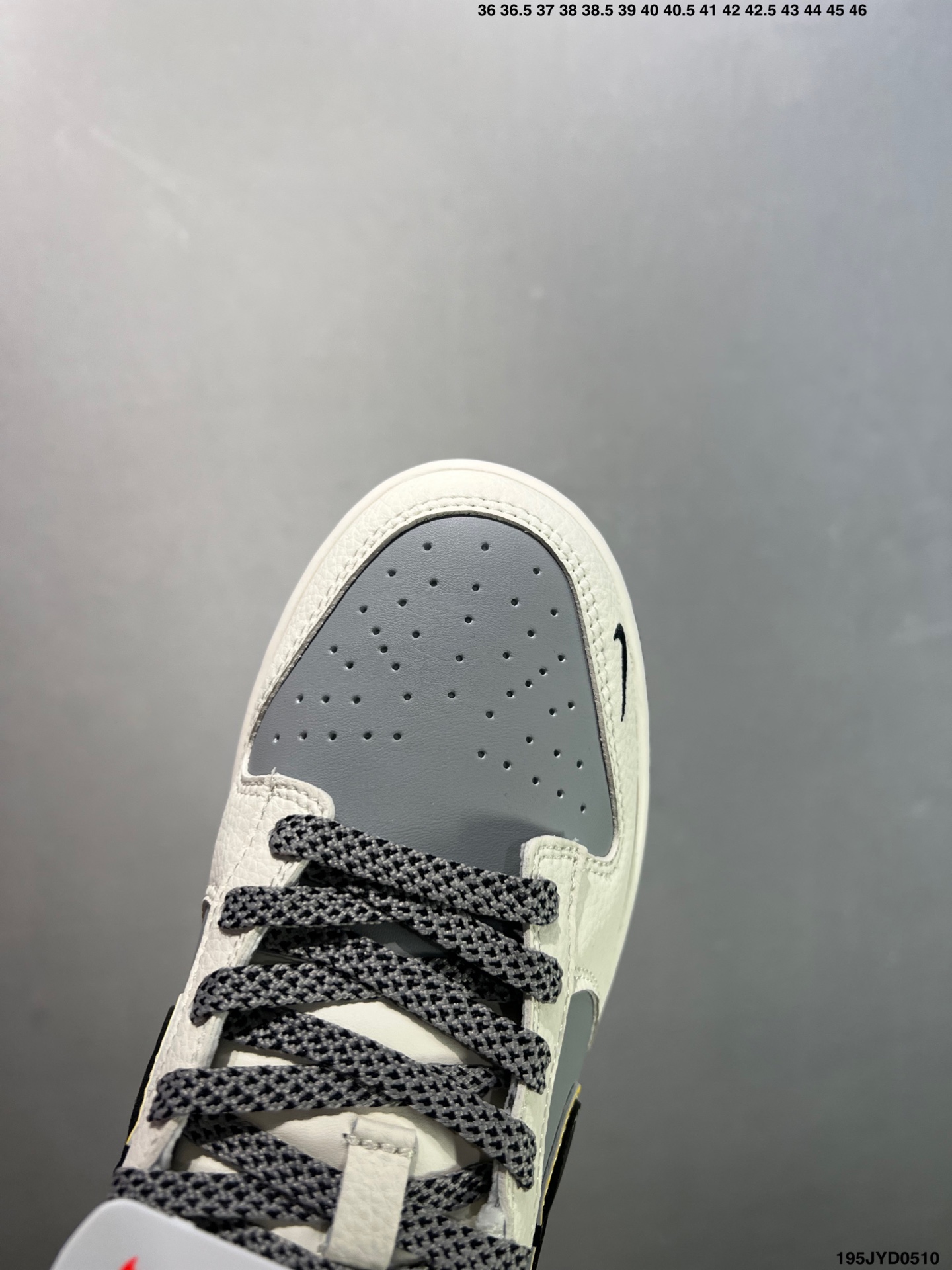 Nike SB Dunk Low Xiaomi SU7 - Premium Quality, Comfortable Fit 4 i1746809488829 2058 0 4