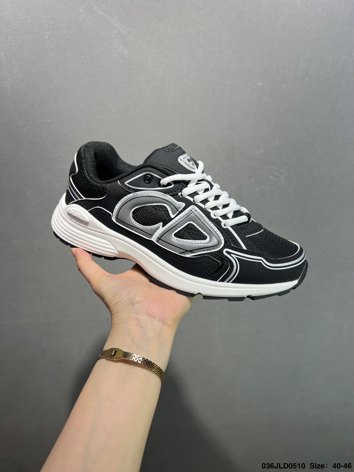 Dior B30 Low-Top Sneakers in Gray Mesh and Technical Fabric, Iconic CD30 Logo 6 i1746810549502 7876 0 1