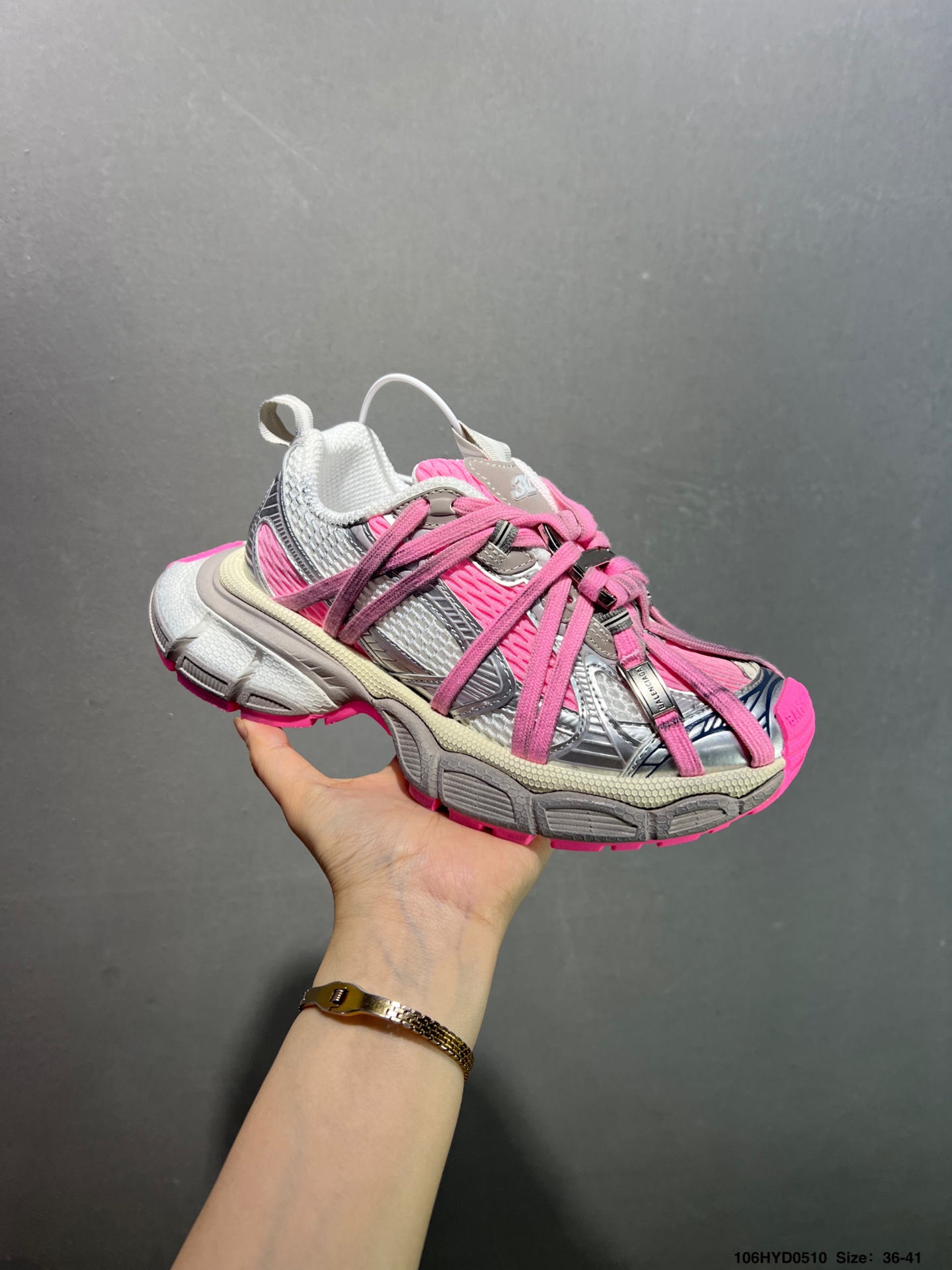 Balenciaga 3XL Sneakers: Pink, Silver, and White Retro Running Shoes 2 i1746810832131 3146 0 1