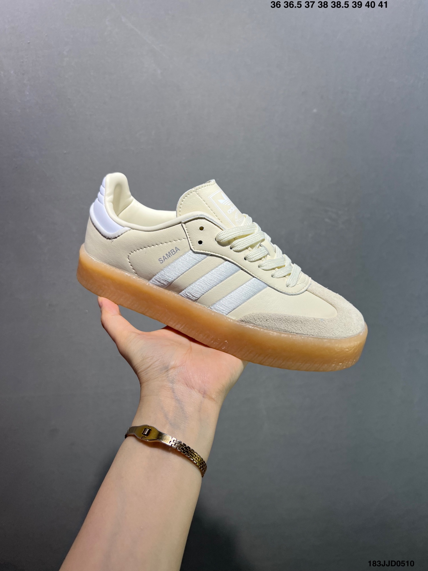 Adidas Originals Sambae W: Versatile Retro Sneakers for Everyday Style 3 i1746810935645 6523 0 1