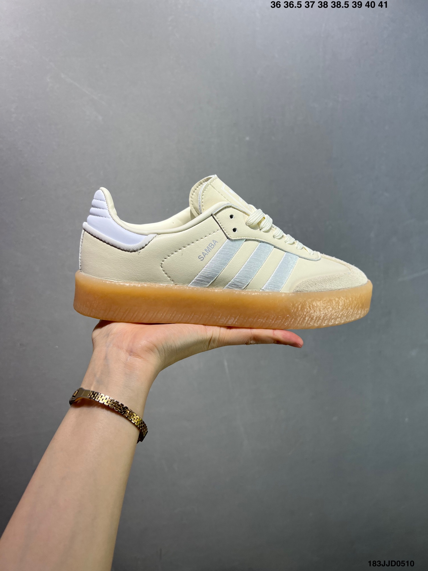 Adidas Originals Sambae W: Versatile Retro Sneakers for Everyday Style 2 i1746810935681 1577 0 0