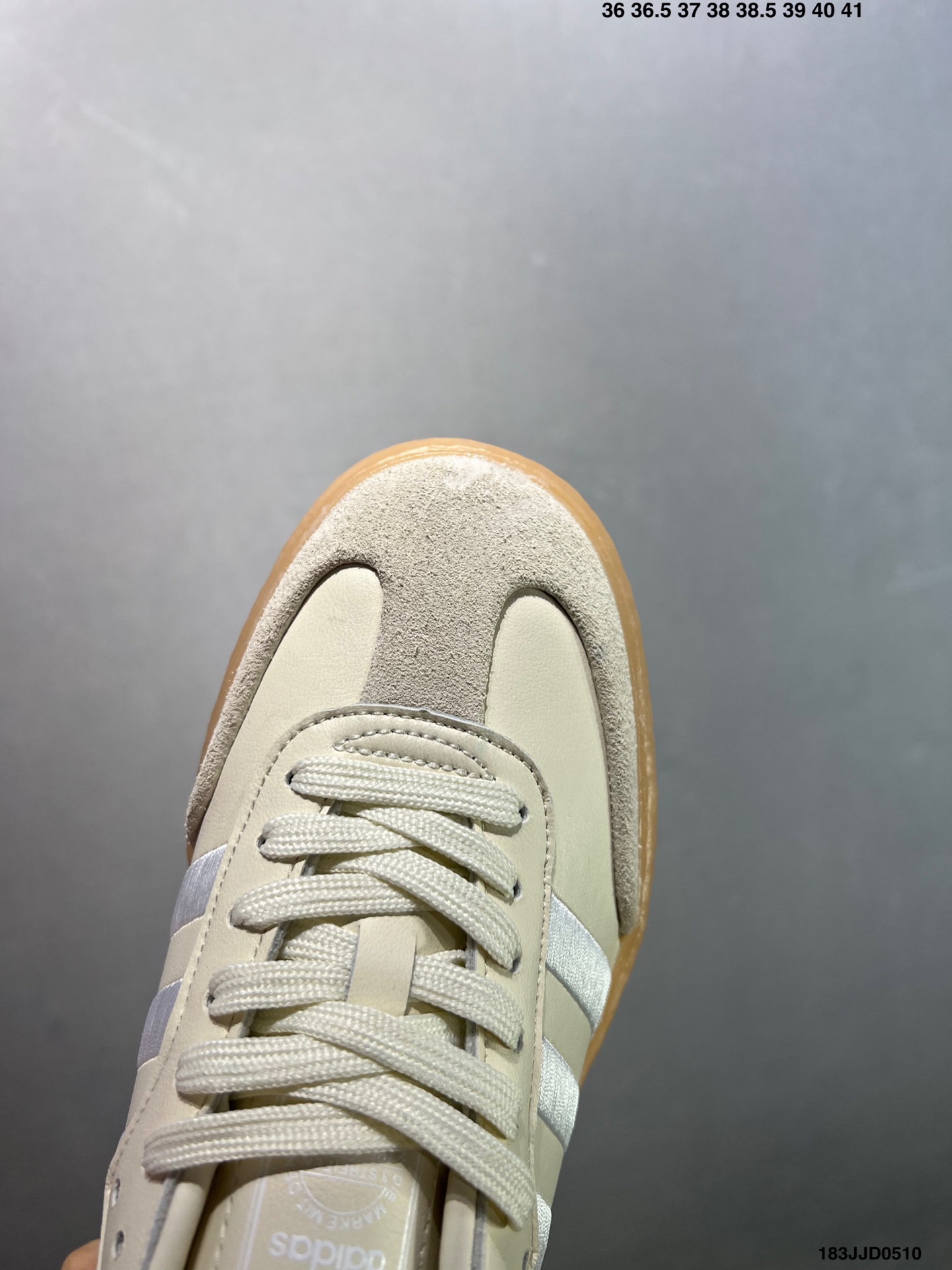 Adidas Originals Sambae W: Versatile Retro Sneakers for Everyday Style 6 i1746810937514 4030 0 4