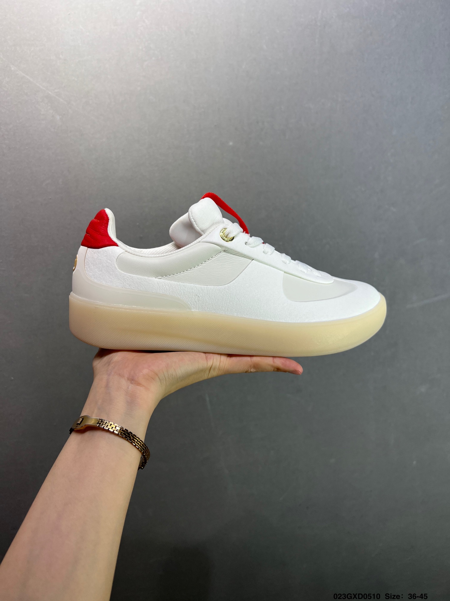 Lululemon Cityverse Sneaker: Minimalist Low-Top Shoe for Everyday Comfort 2 i1746812107594 5829 0 0