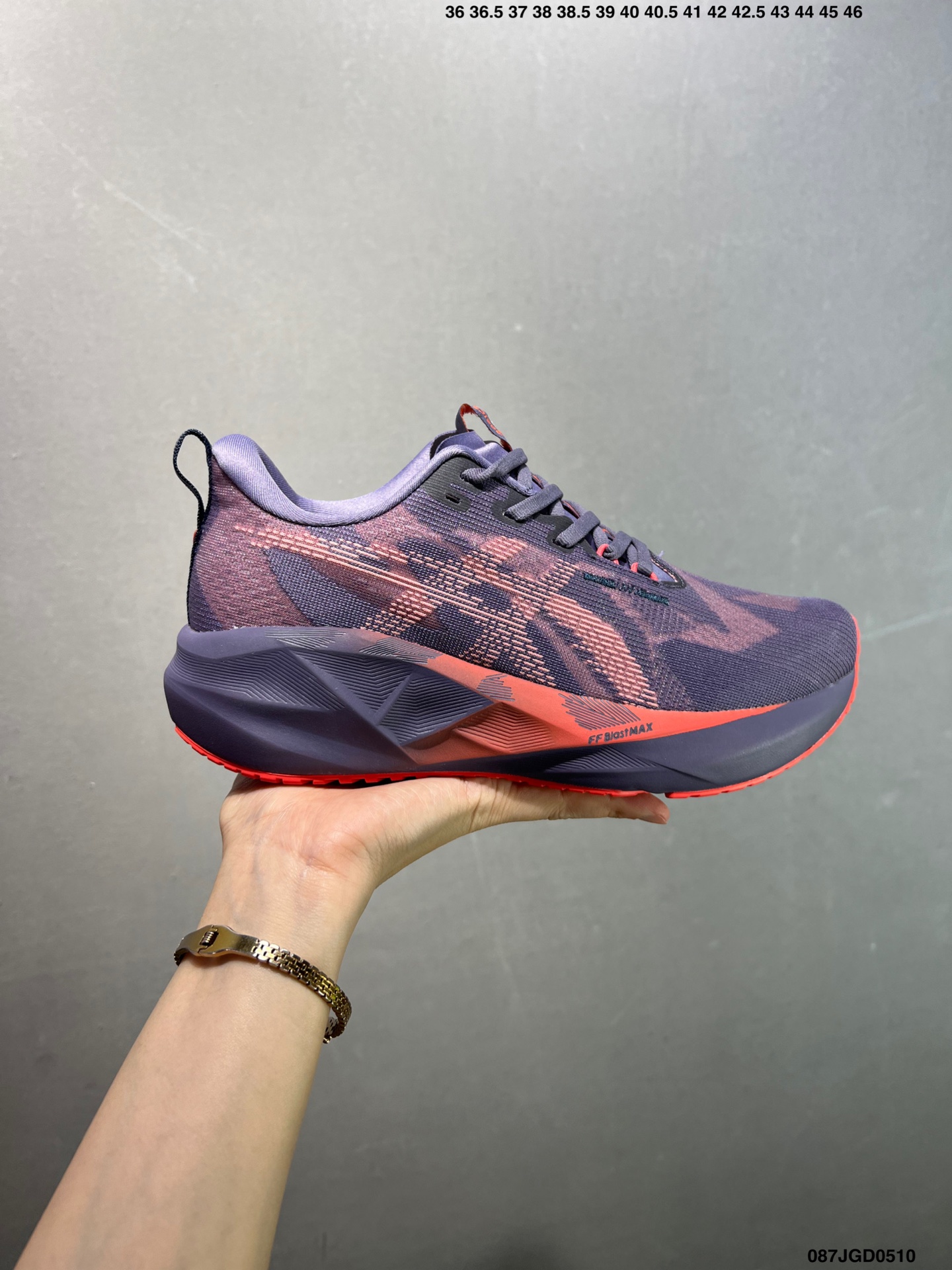 Asics NOVABLAST 5 LE Lightweight Cushioning Running Shoes - Style 1012B765-700 2 i1746812224603 1717 0 0