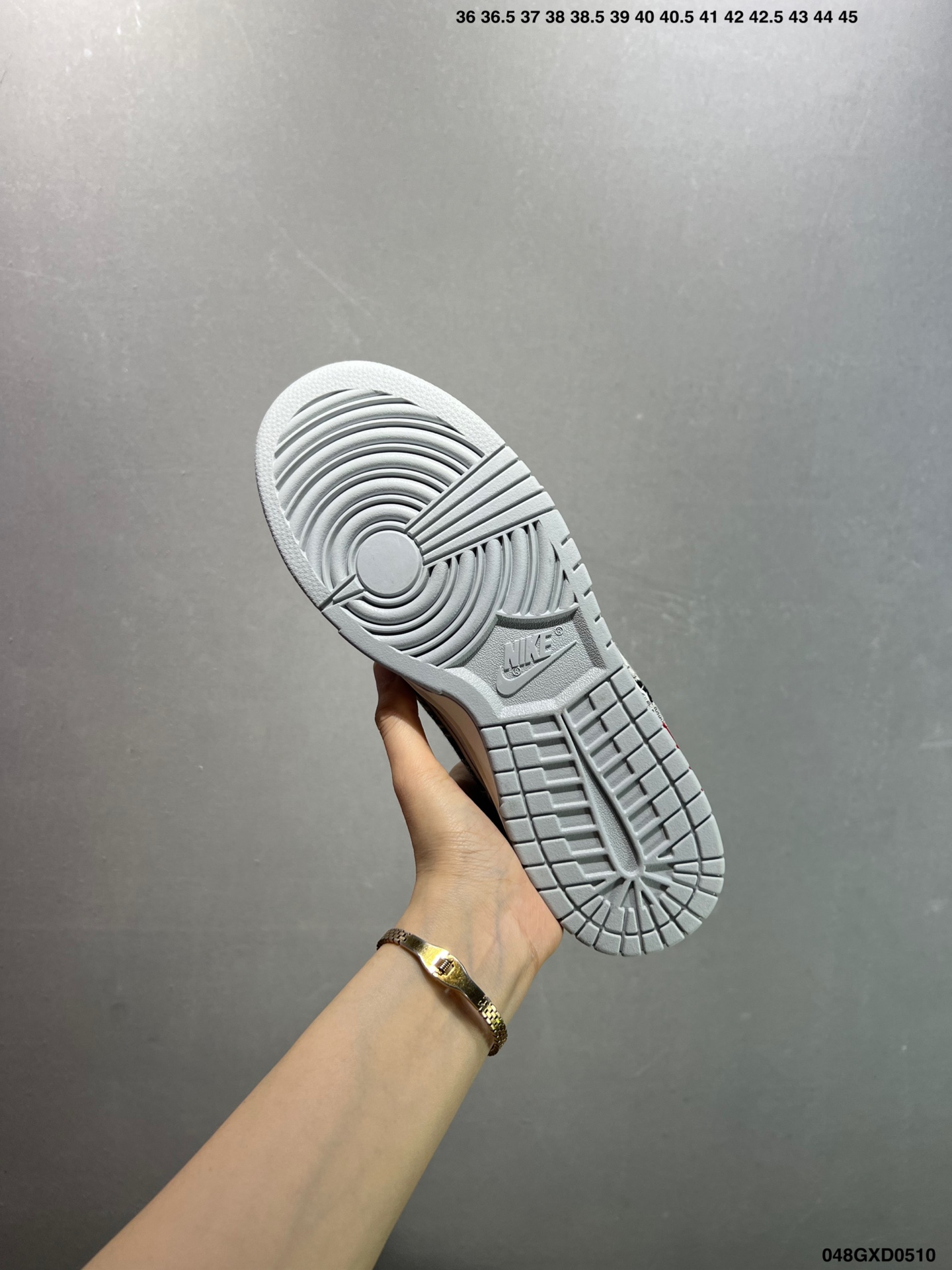 Louis Vuitton Dunk Low Custom Sneakers - Stylish and Comfortable SC9207-402 8 i1746812540940 2836 0 6