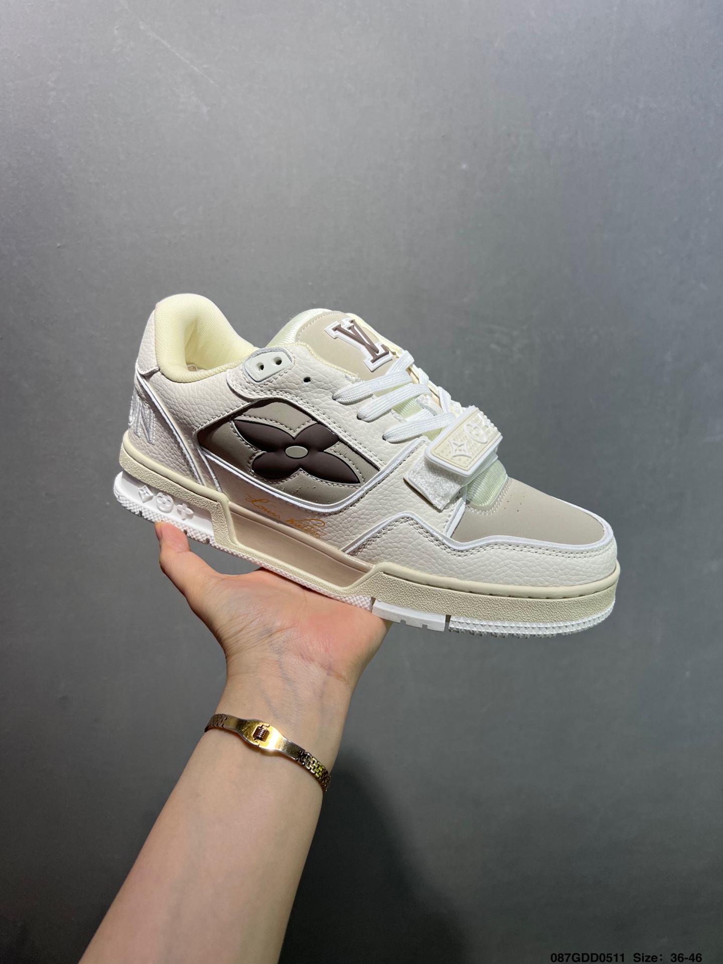 Louis Vuitton Trainer Sneakers: New Colorway, Basketball-Inspired, Sizes 36-45 2 i1746894846215 7336 0 1