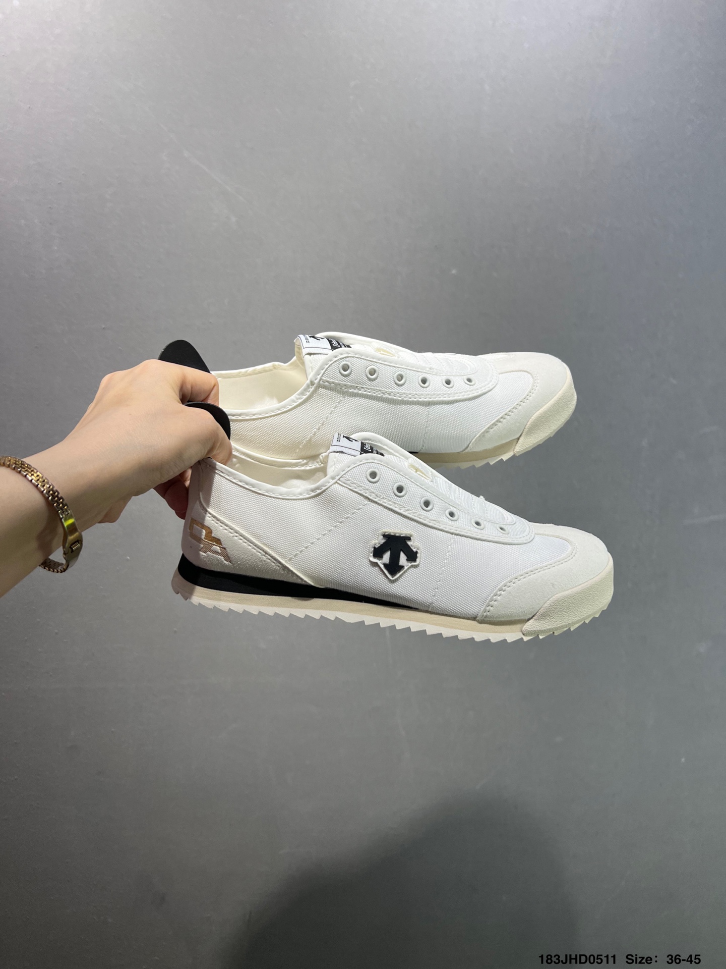Descente Running BOA Low-Top Sneakers - Comfortable, Breathable, and Durable 9 i1746895261302 8894 0 8
