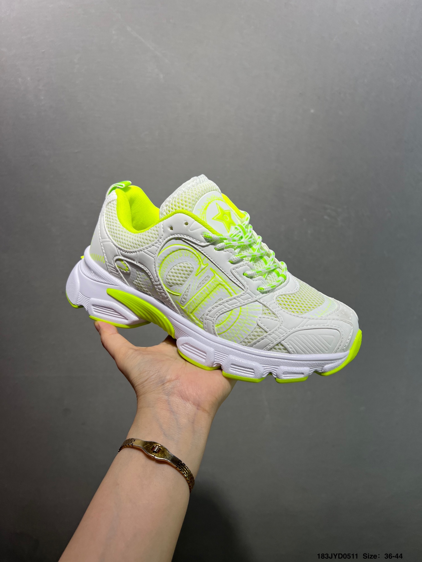 Dior B30 Pink and White Mesh Low-Top Sneakers - Stylish & Comfortable 8 i1746895355006 9112 0 1