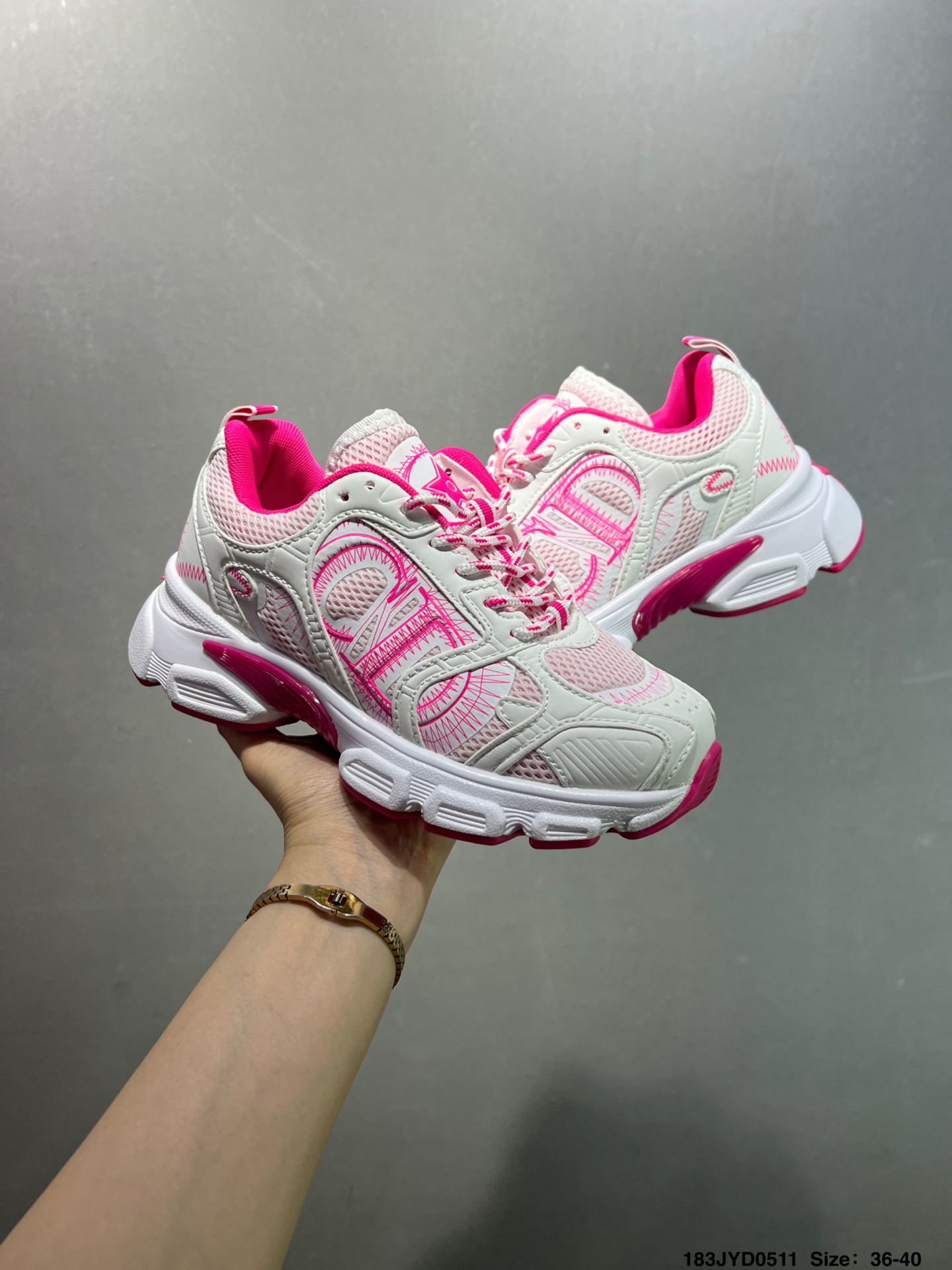 Dior B30 Pink and White Mesh Low-Top Sneakers - Stylish & Comfortable 3 i1746895436962 7671 0 7