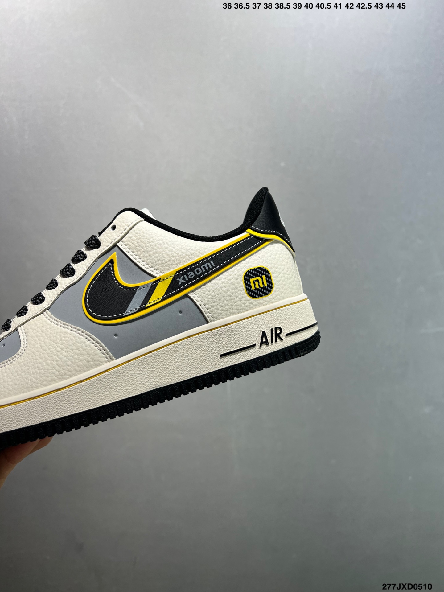 Nike SB Dunk Low Xiaomi SU7 Edition Sneakers - Premium Quality 7 i1746896918277 768 0 5