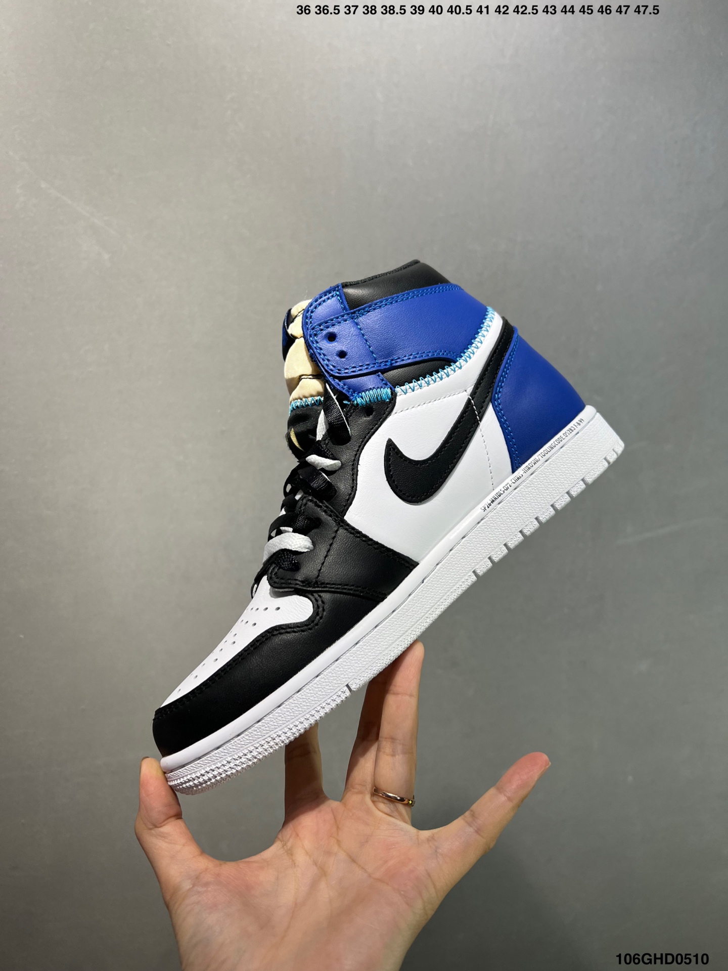 Air Jordan 1 Retro High DZ5485-402 Black/White/Royal Blue Sneakers 4 i1746897092492 1596 0 2