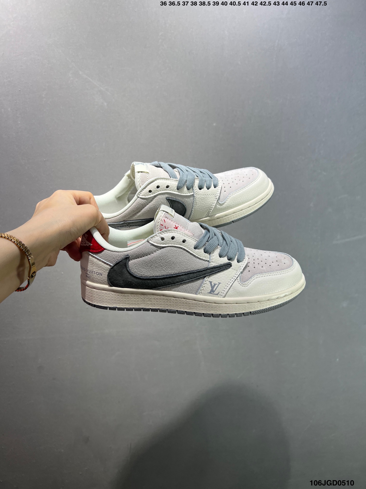 Travis Scott x Fragment Design x Air Jordan 1 Low OG SP Sneakers 10 i1746897136611 8792 0 8