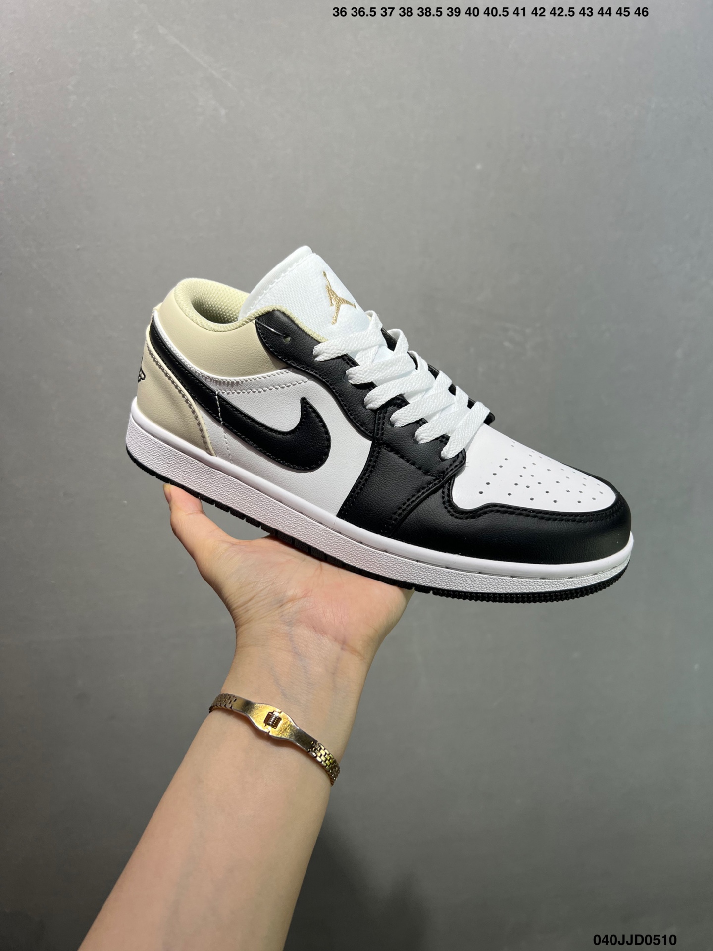 Nike Air Jordan 1 Low Basketball Shoes - Stylish Comfort and Performance 3 i1746897174858 5972 0 1
