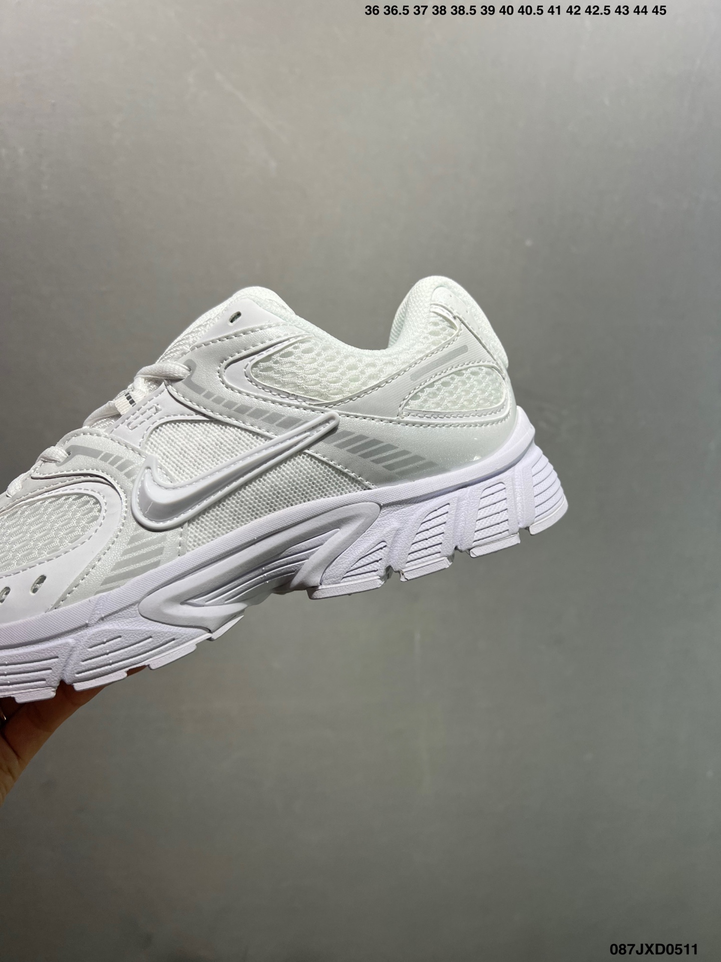 NK V5 RNR Athletic Shoes White Retro Y3K Style Lightweight Running Shoes 7 i1746898407391 1239 0 5