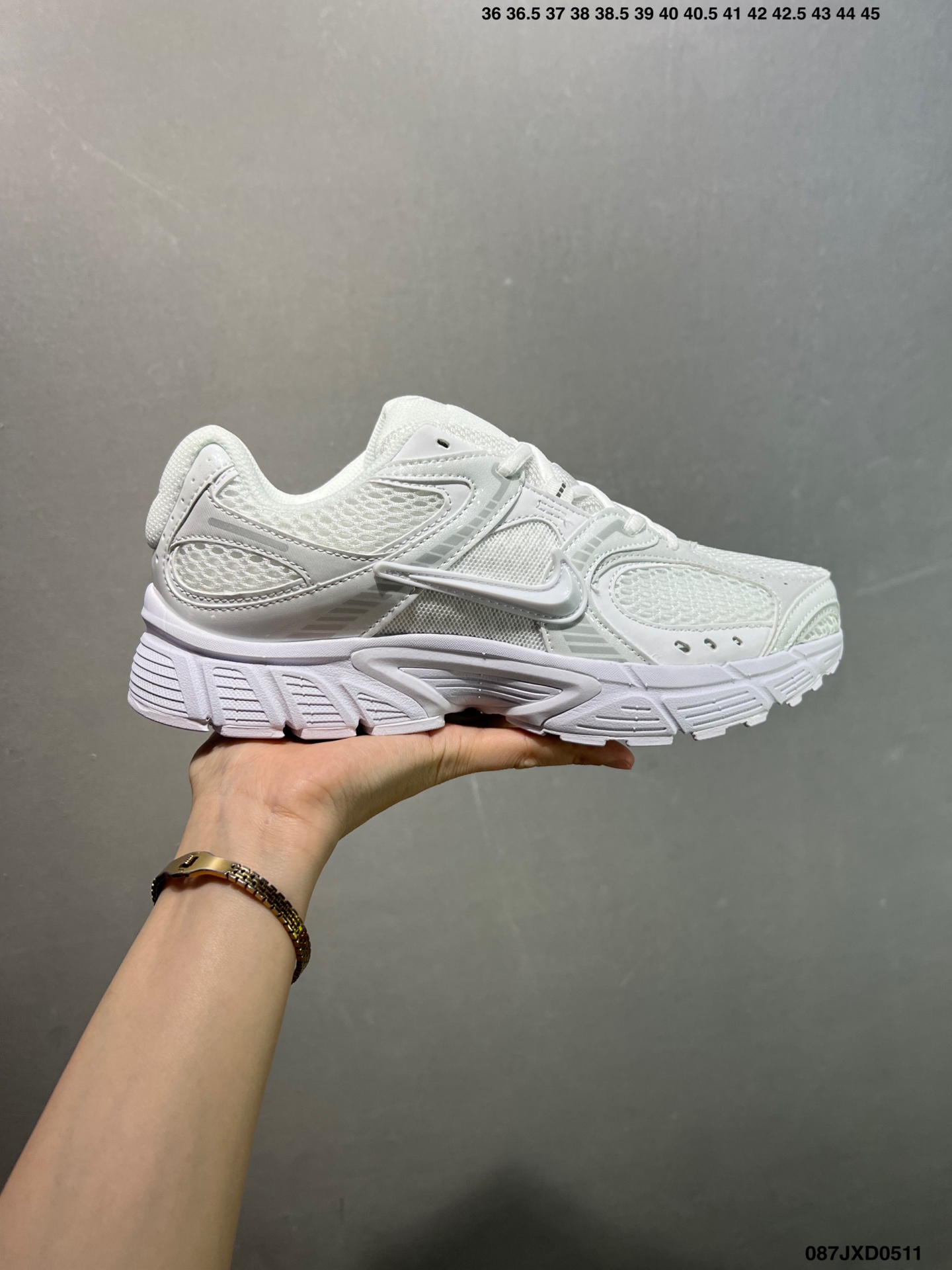 NK V5 RNR Athletic Shoes White Retro Y3K Style Lightweight Running Shoes 2 i1746898409207 2923 0 0