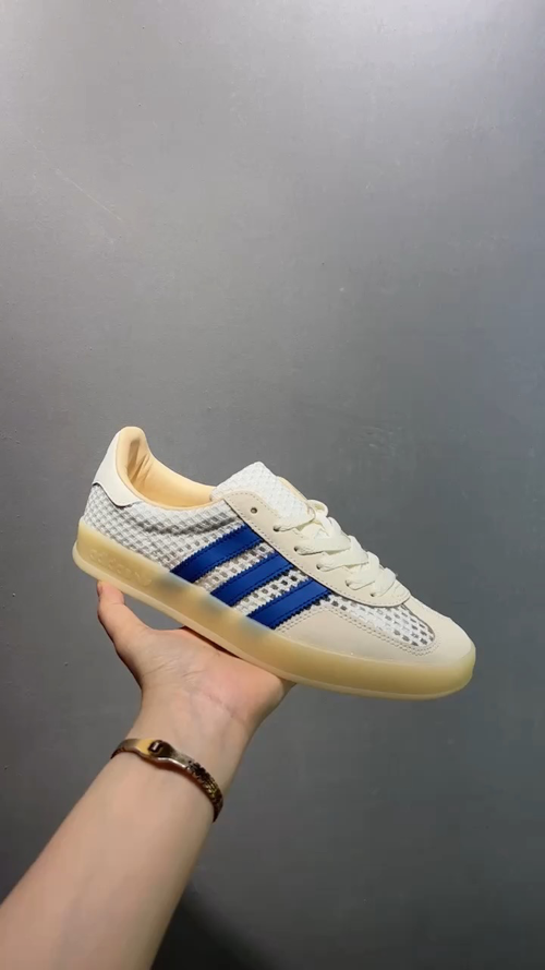 Adidas Originals Gazelle Indoor Off White Blue Stripes Retro Sneakers