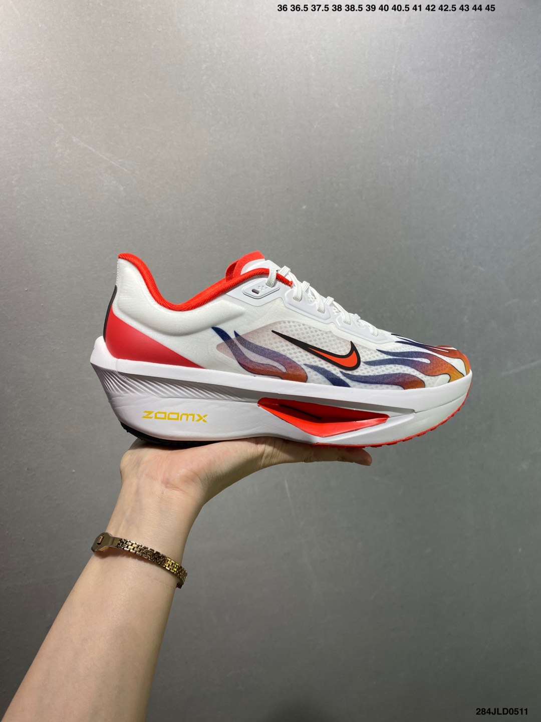 Nike ZoomX Invincible Run Flyknit 6 White/Red Lightweight Running Shoes 2 i1746900251649 3474 0 0