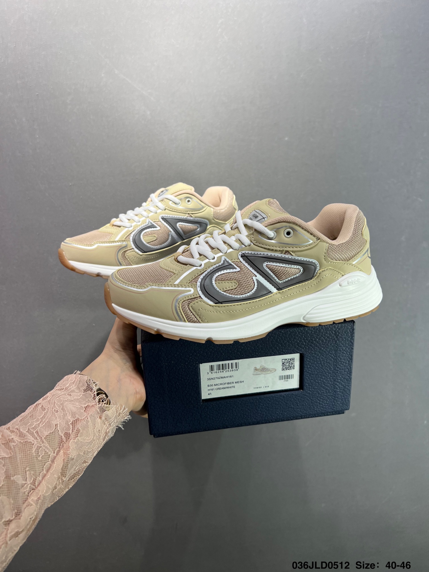 Dior B30 Low-Top Sneakers in Beige Mesh Fabric with Reflective CD30 Logo 5 i1746978693051 736 0 8