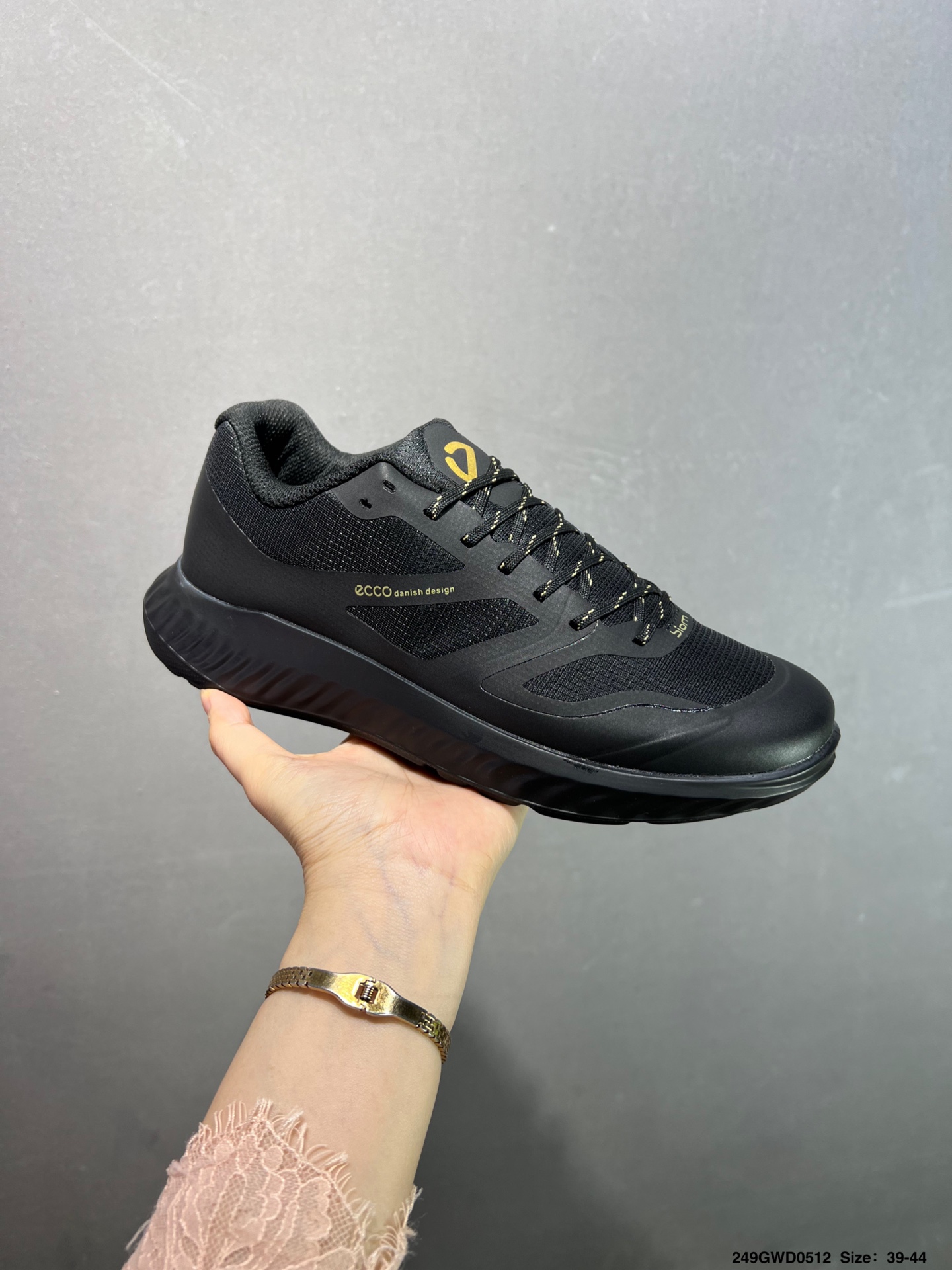 Ecco Lightweight Black Leather Sneakers - Zero Gravity Comfort, Sizes 39-44 2 i1746979573625 1912 0 1