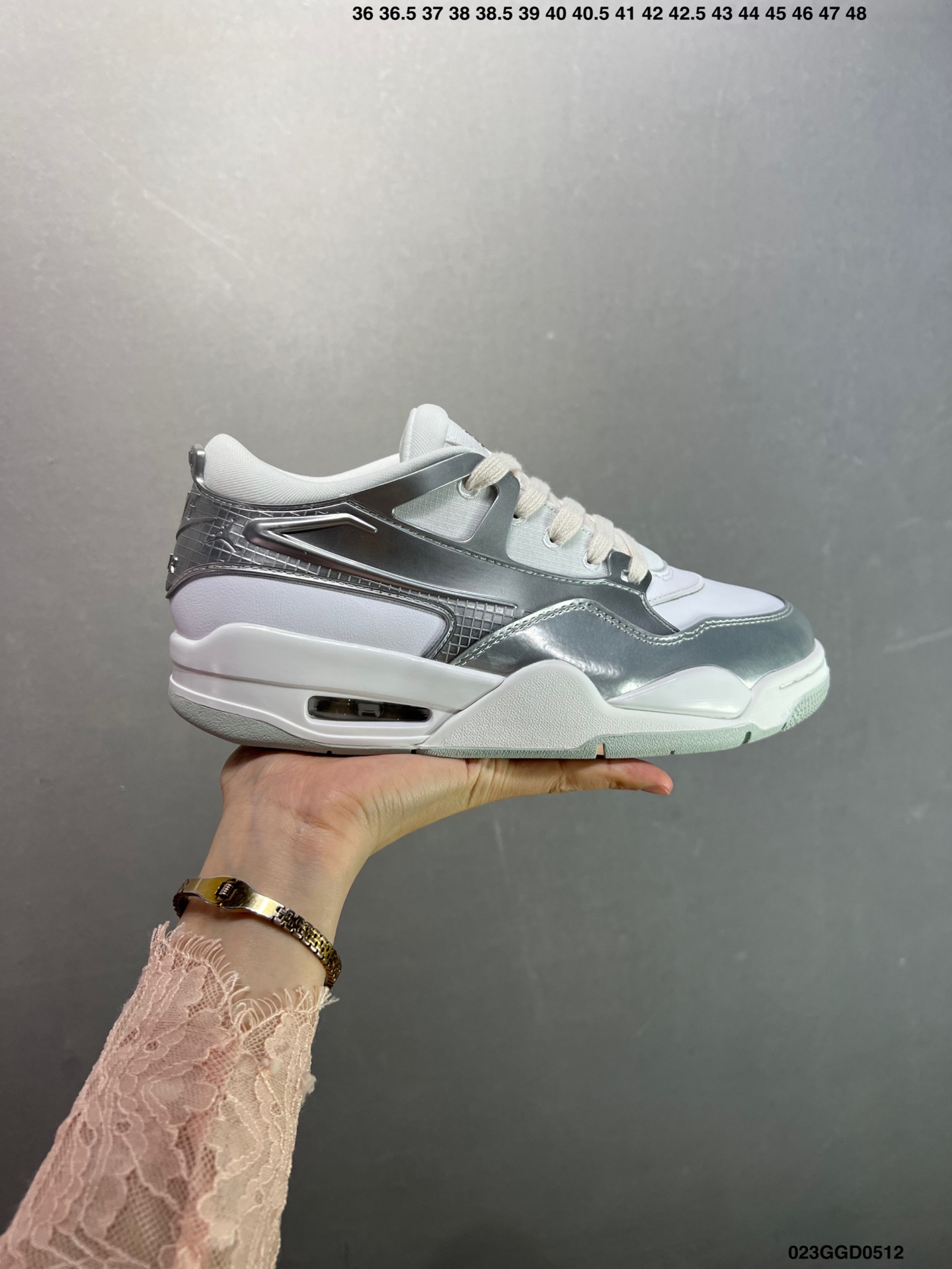 Air Jordan Retro 4 White/Silver Sneakers Authentic Design & Comfort 2 i1746981830875 9664 0 0