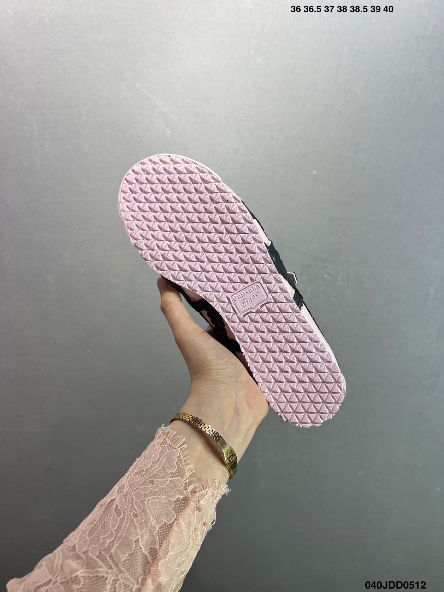 Onitsuka Tiger Mary Jane Sneaker: Stylish & Comfortable Walking Shoes 6 i1746981885438 6484 0 4