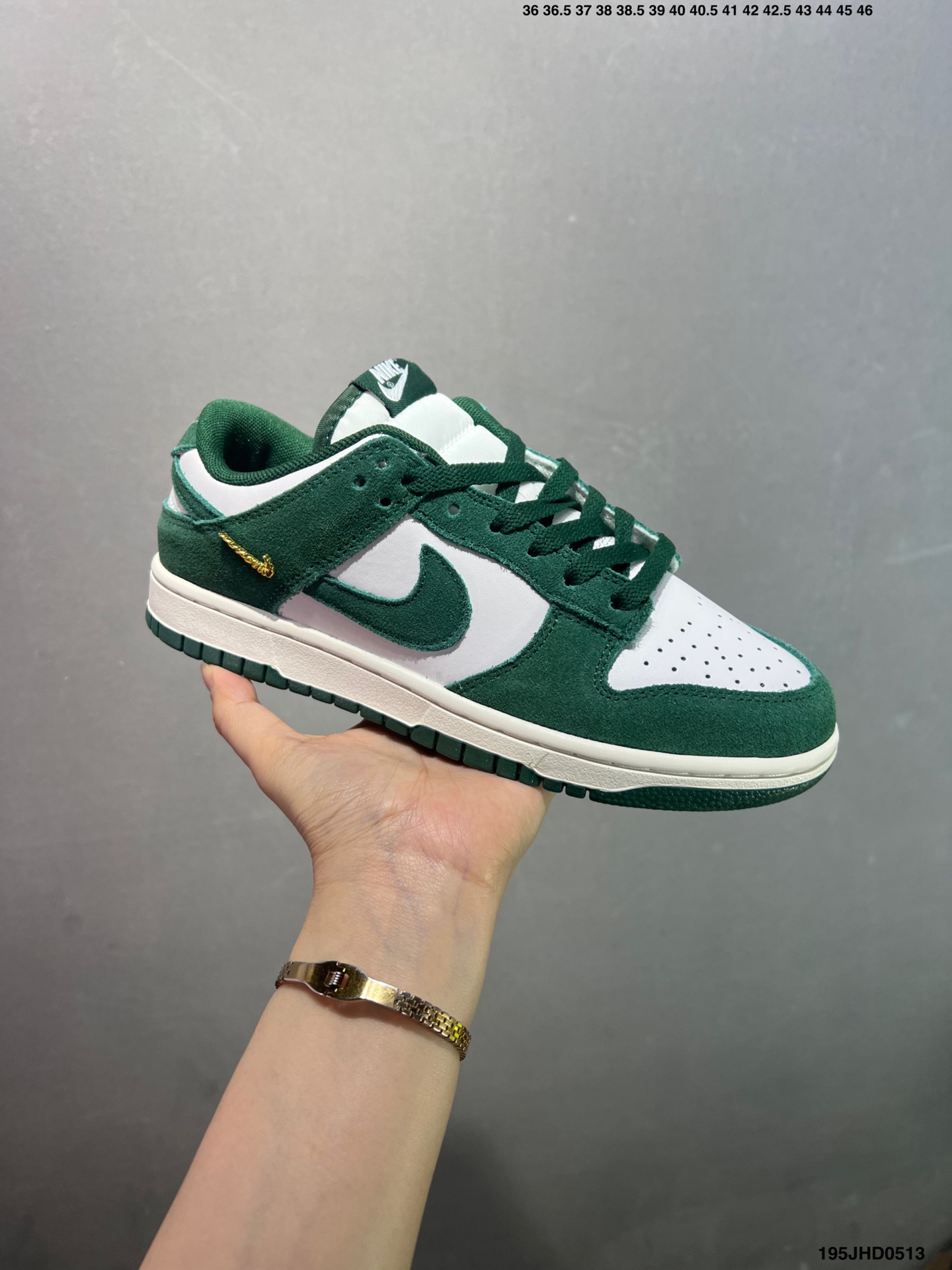 Nike SB Dunk Low Xiaomi SU7 Sneakers - Limited Edition 8 i1747068174396 5477 0 1