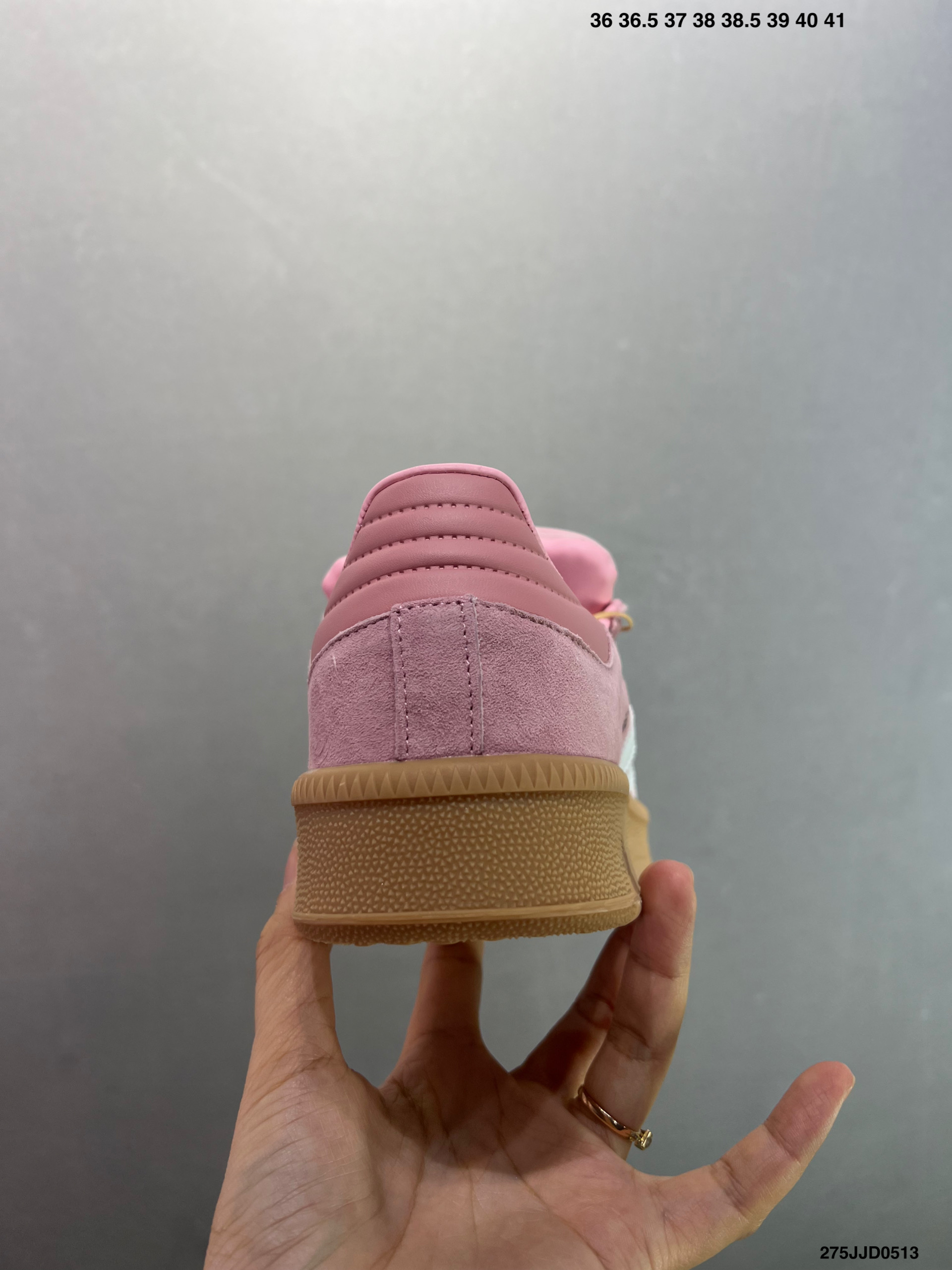Adidas Originals Samba XLG Low-Top Sneakers in Pink Suede - Iconic Style 5 i1747068363867 7123 0 3