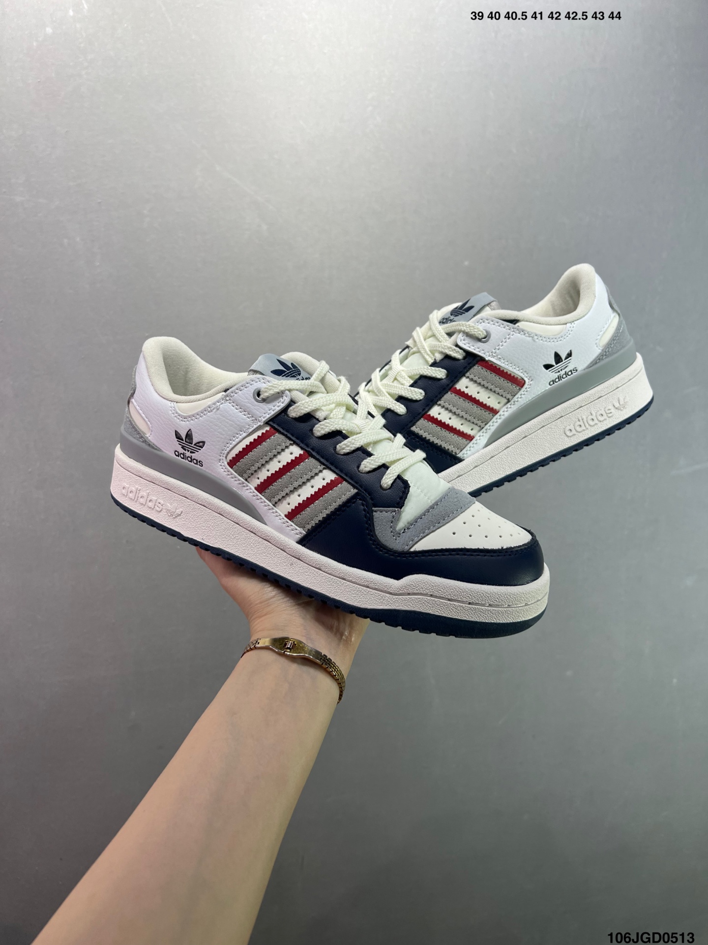 Adidas Forum Low CL: Versatile, Stylish Sneakers for Everyday Wear 9 i1747070114467 199 0 7