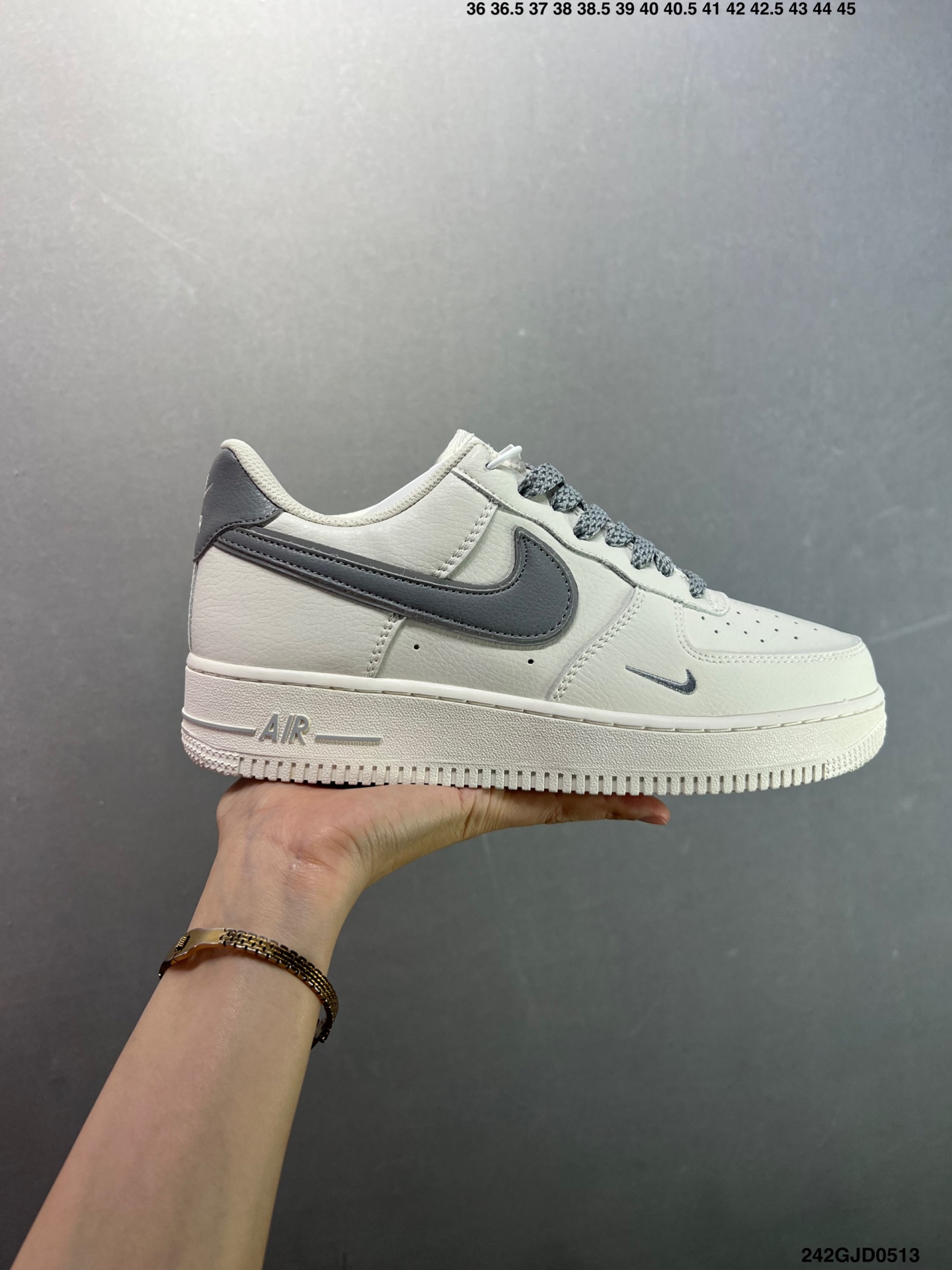 Nike Air Force 1 Low '07: Iconic Style, Supreme Comfort - Shop Now! 2 i1747070348916 5292 0 0