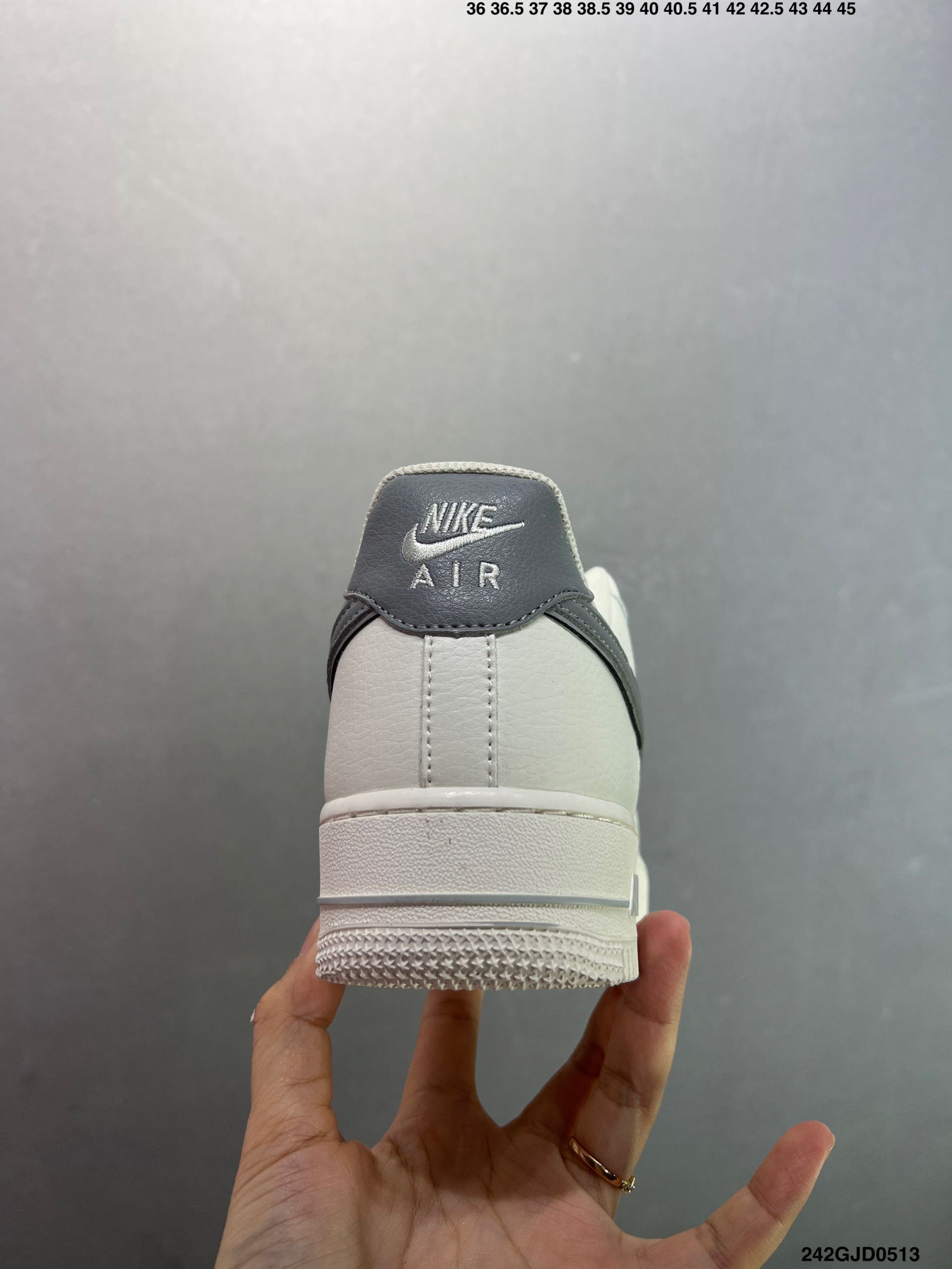 Nike Air Force 1 Low '07: Iconic Style, Supreme Comfort - Shop Now! 5 i1747070350410 5250 0 3