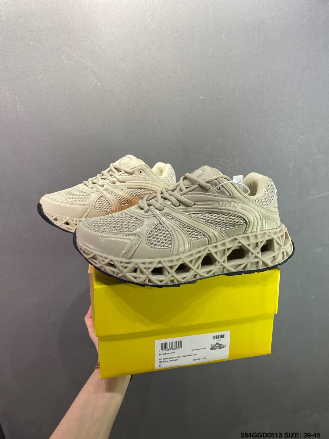 Dior Men's Beige Mesh and Technical Fabric Low-Top Sneakers with CD30 Reflective Logo 5 i1747070686932 4787 0 8