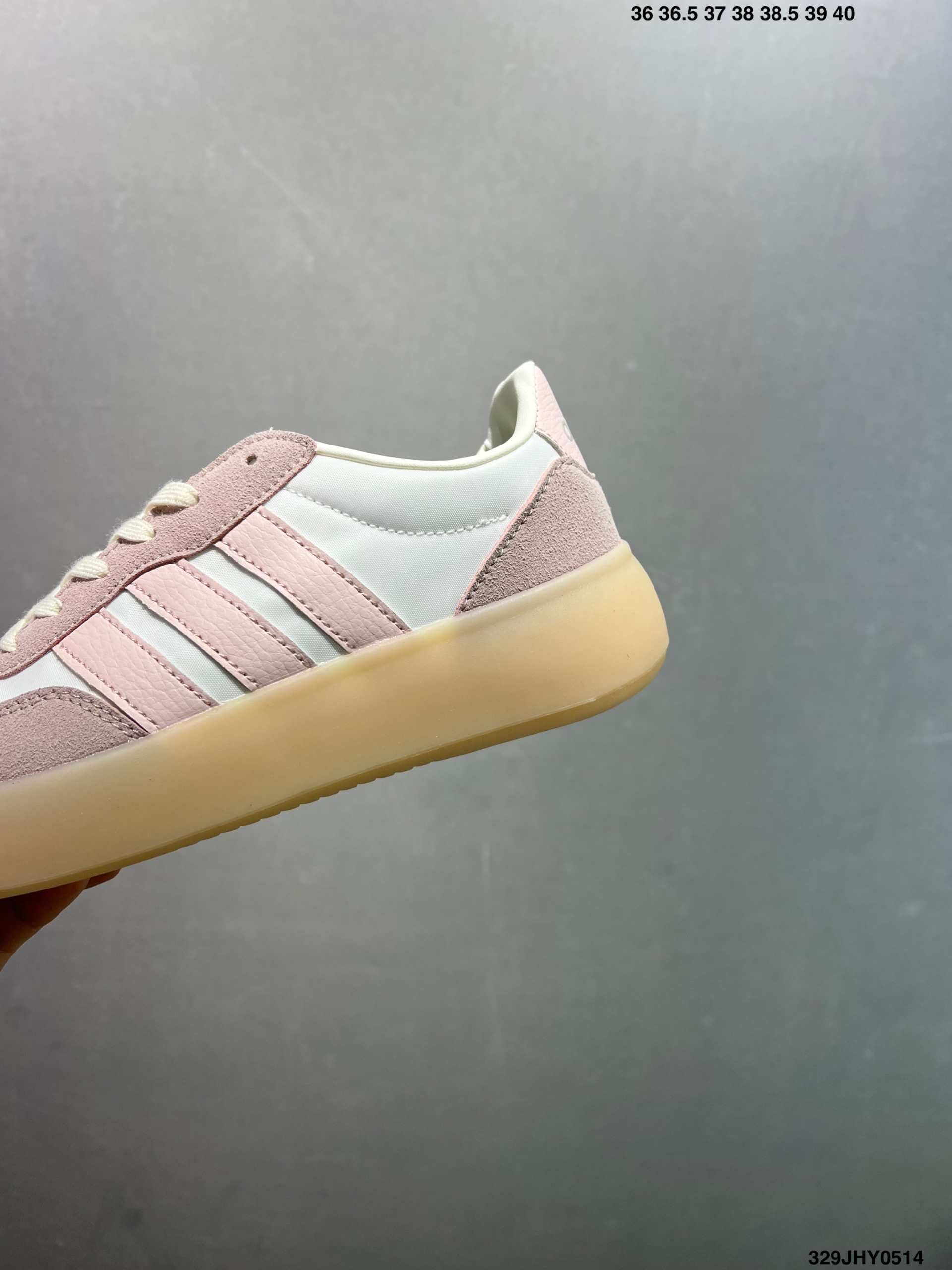 Adidas Barreda Decode Red Low-Top Sneakers - Comfort & Style 7 i1747151036833 307 0 5