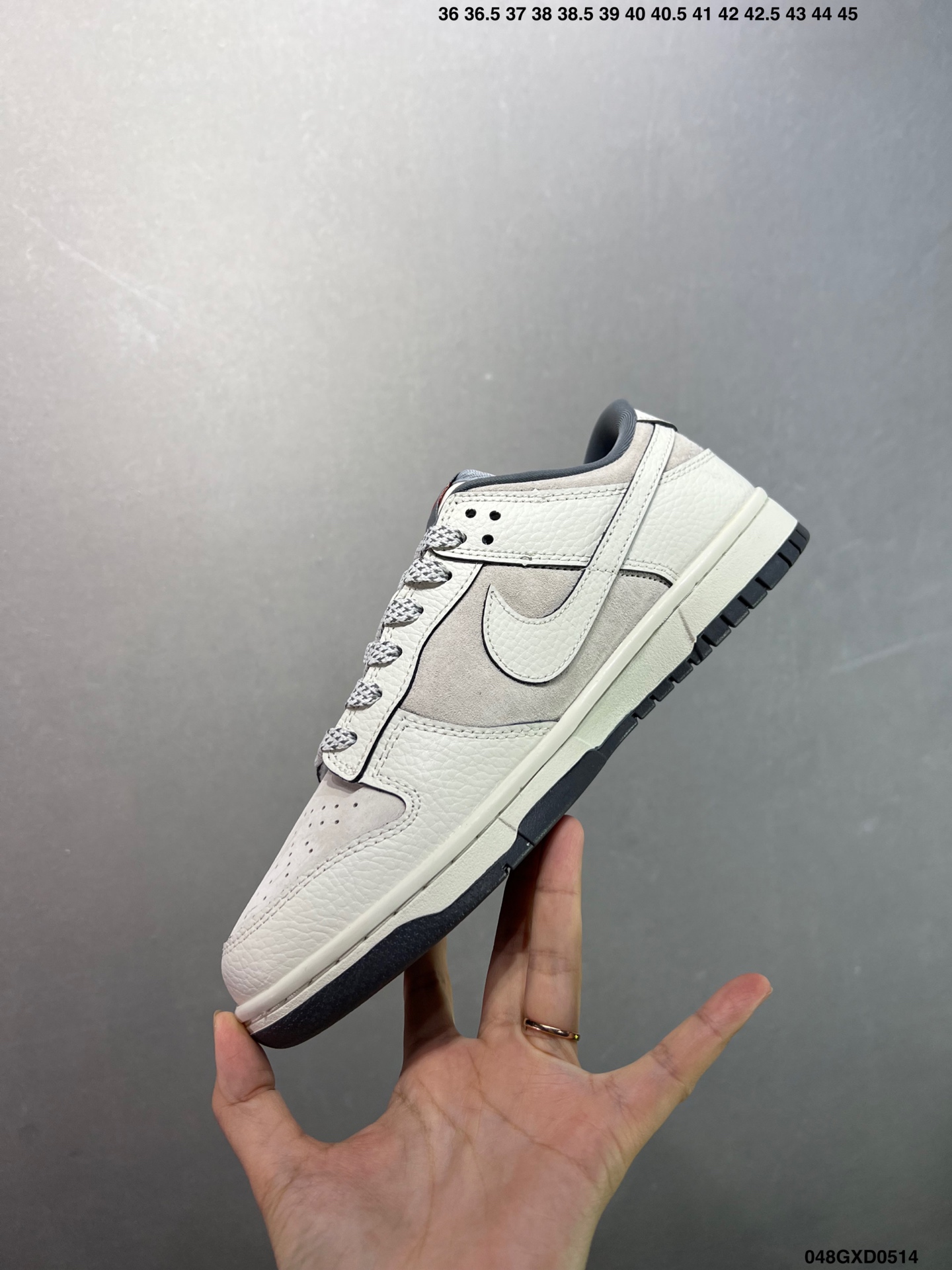 Nike Dunk Low Custom Sneakers - Supreme Collaboration - Limited Edition 4 i1747151364586 4681 0 2