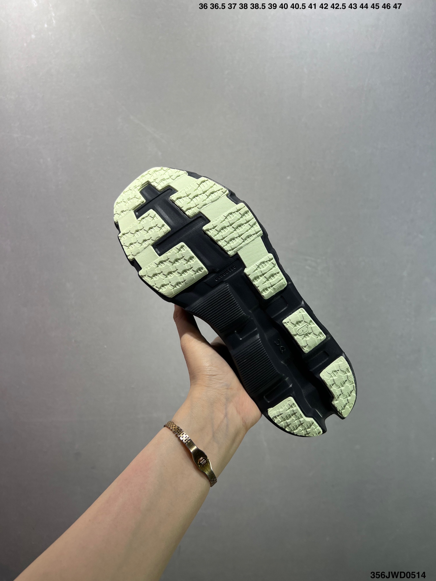 On Running Cloudtilt Loewe Inspired Outdoor Street Sneakers 7 i1747151478679 5576 0 5