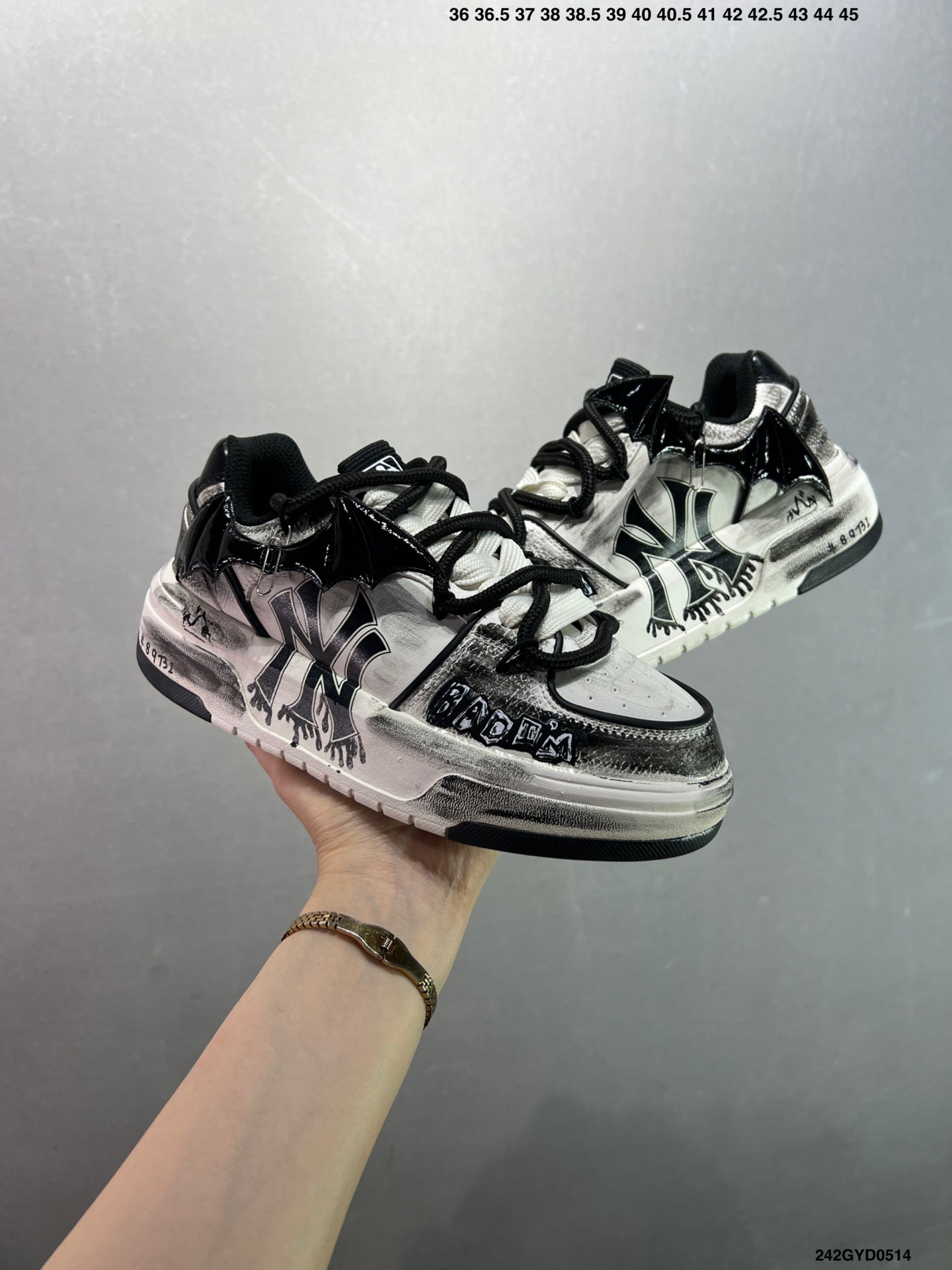 MLB NY Printed Graffiti Sneakers - Comfortable, Stylish, and Trendy 9 i1747152736107 1773 0 7