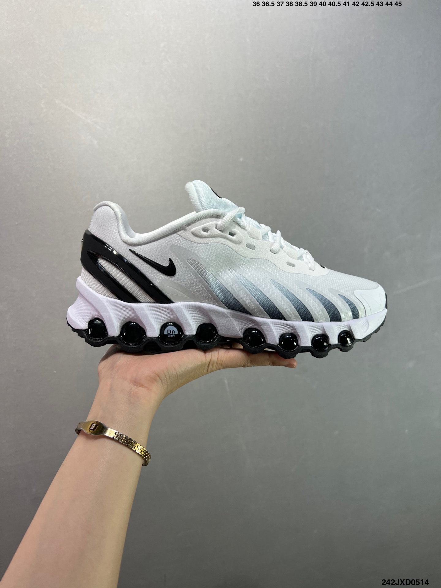 Nike Air Max DN8 Cushioned Running Shoes - Full-Length Air Max Comfort 2 i1747152807138 9231 0 0