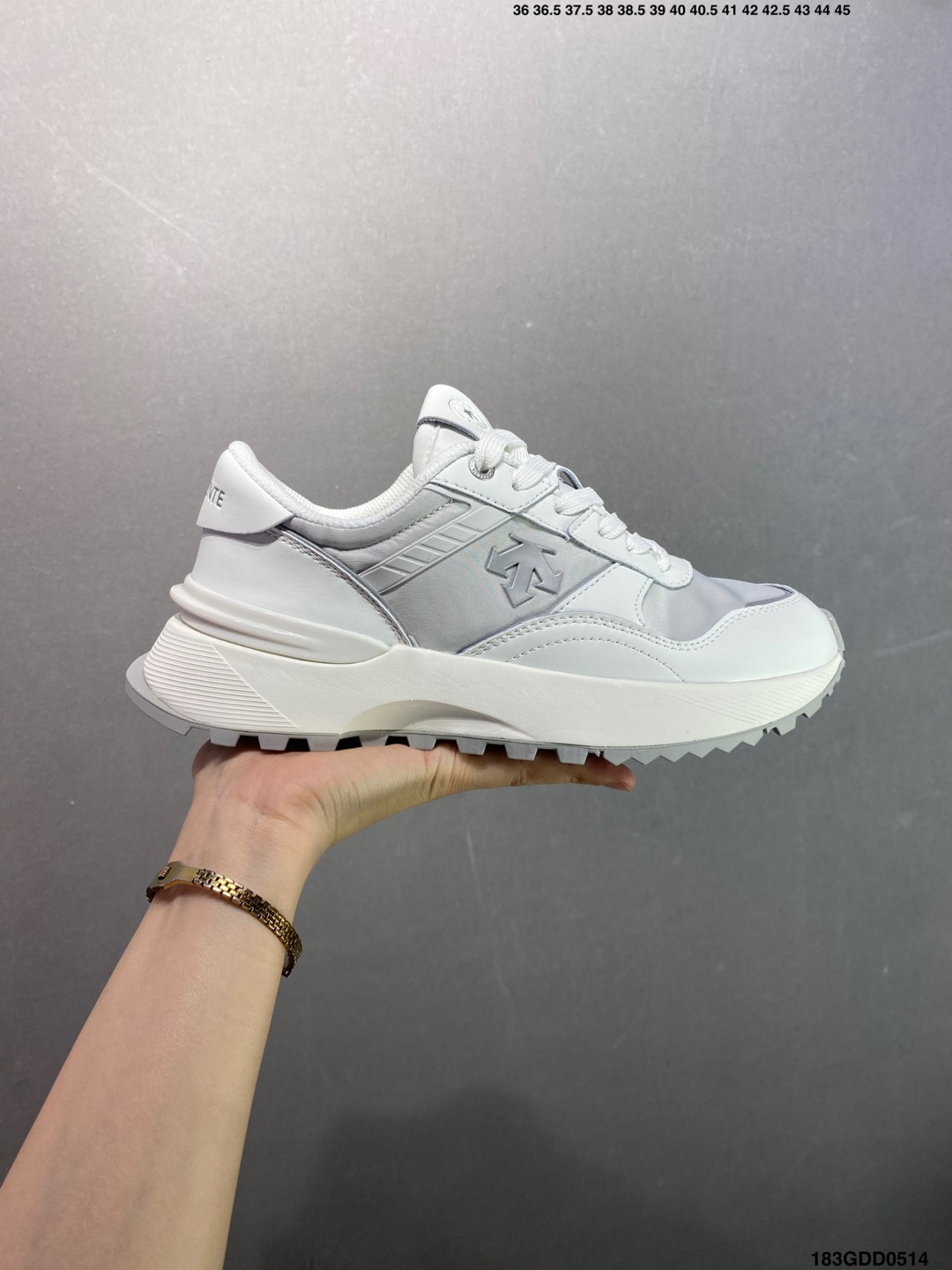 Descente Running BOA Low-Top Sneakers - Comfortable, Breathable & Lightweight 2 i1747153829432 6530 0 0