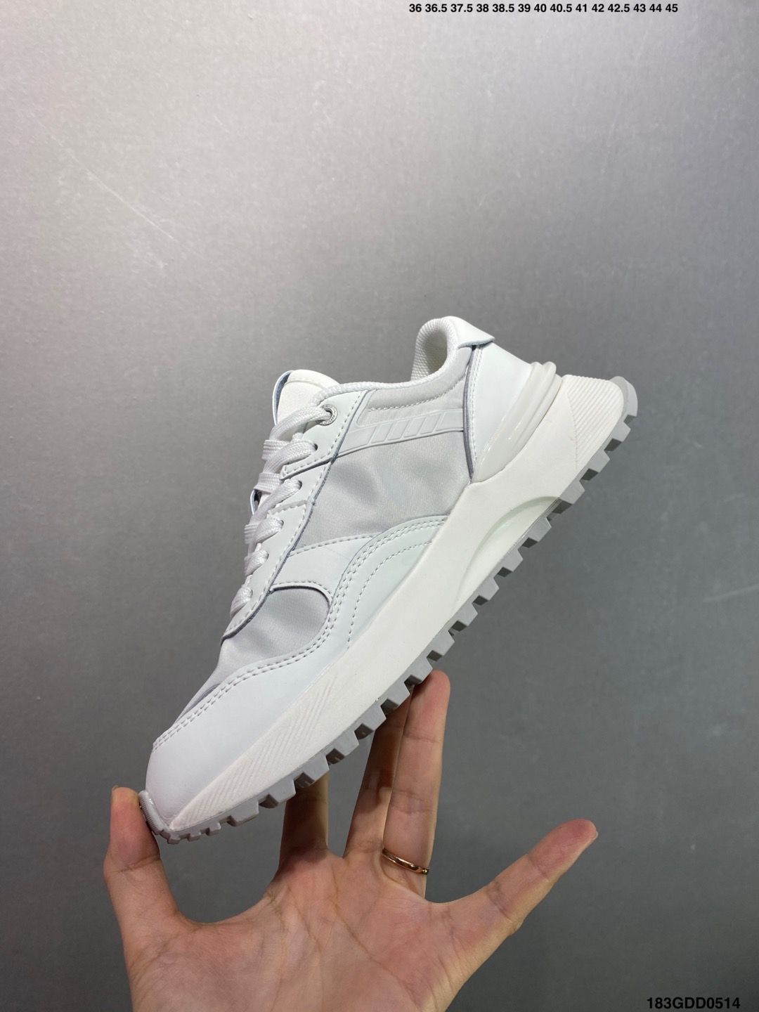Descente Running BOA Low-Top Sneakers - Comfortable, Breathable & Lightweight 4 i1747153829555 704 0 2